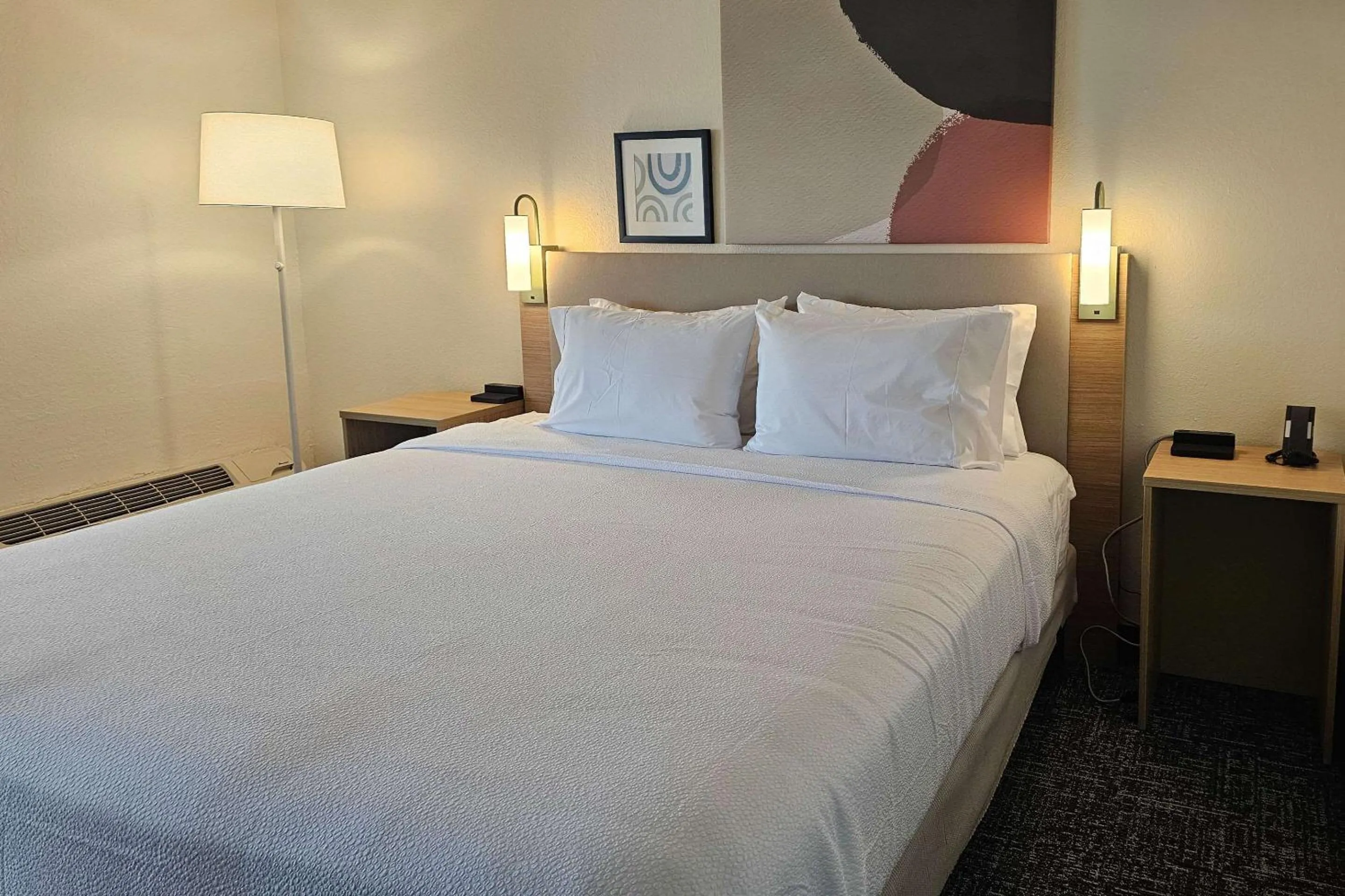 King Room with Sofa Bed - Non-Smoking in District 3 Hotel, Ascend Hotel Collection