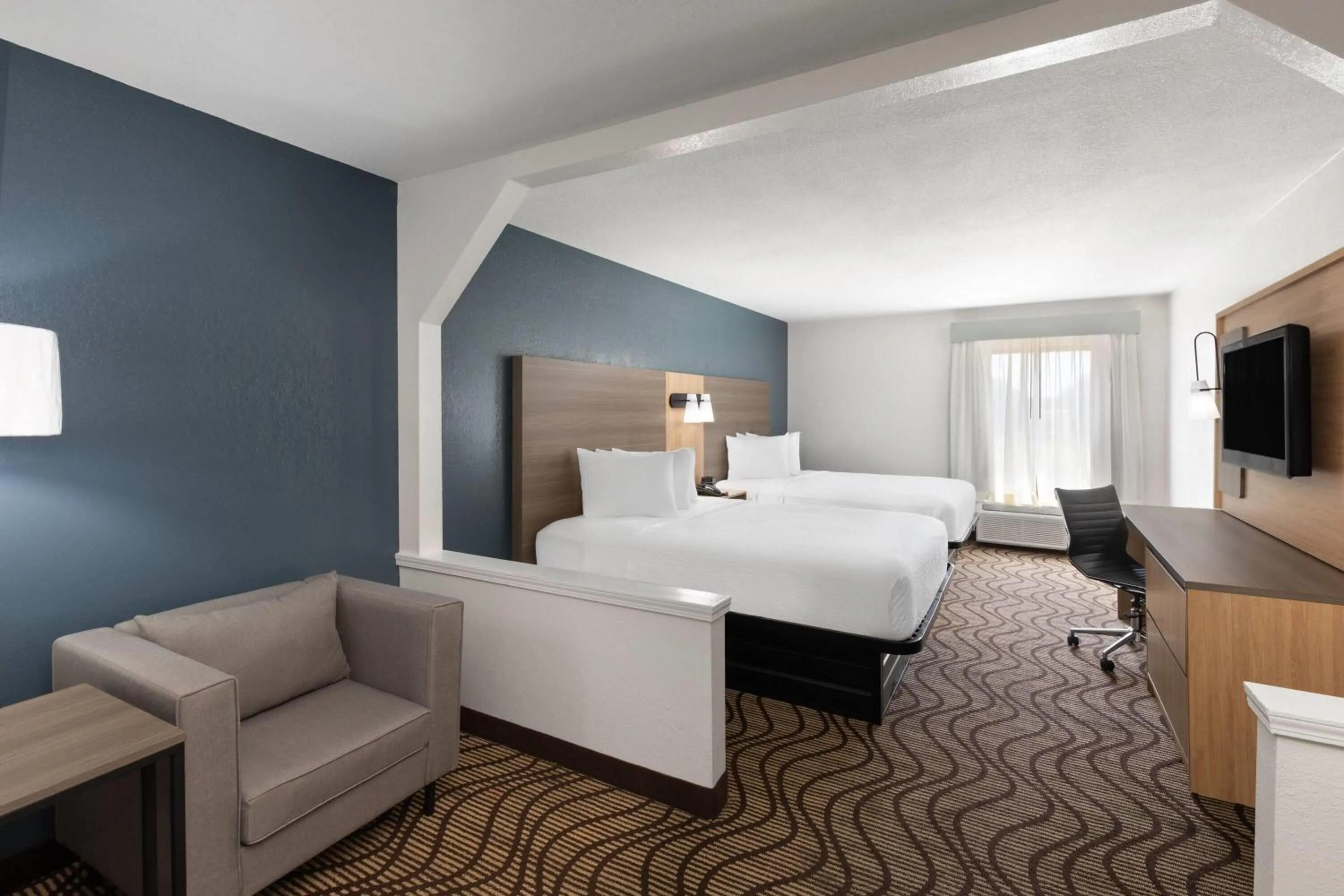 Queen Room with Two Queen Beds - Non-Smoking in Baymont by Wyndham Moss Point Pascagoula