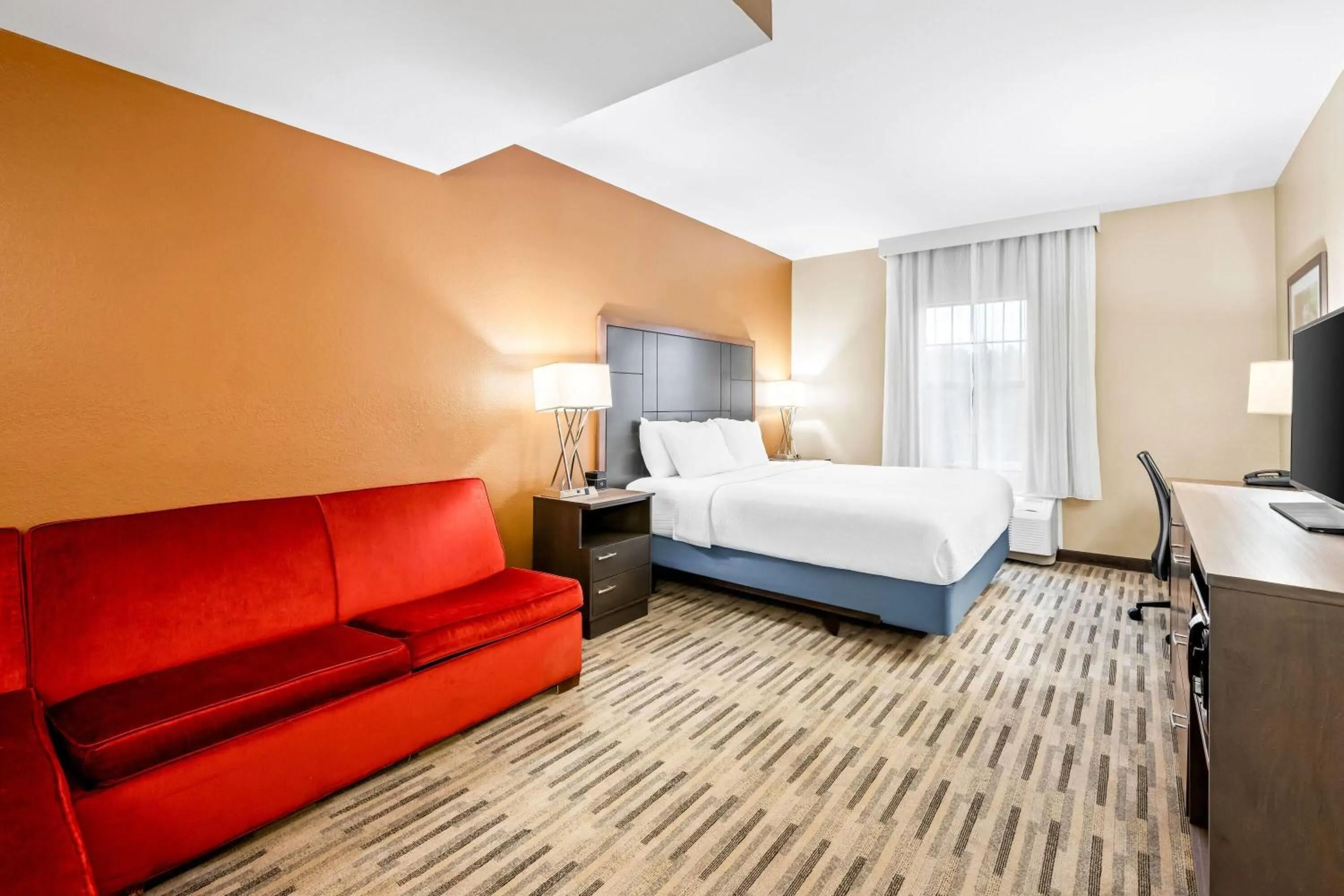 Junior King Suite - Non-Smoking in La Quinta by Wyndham Boone