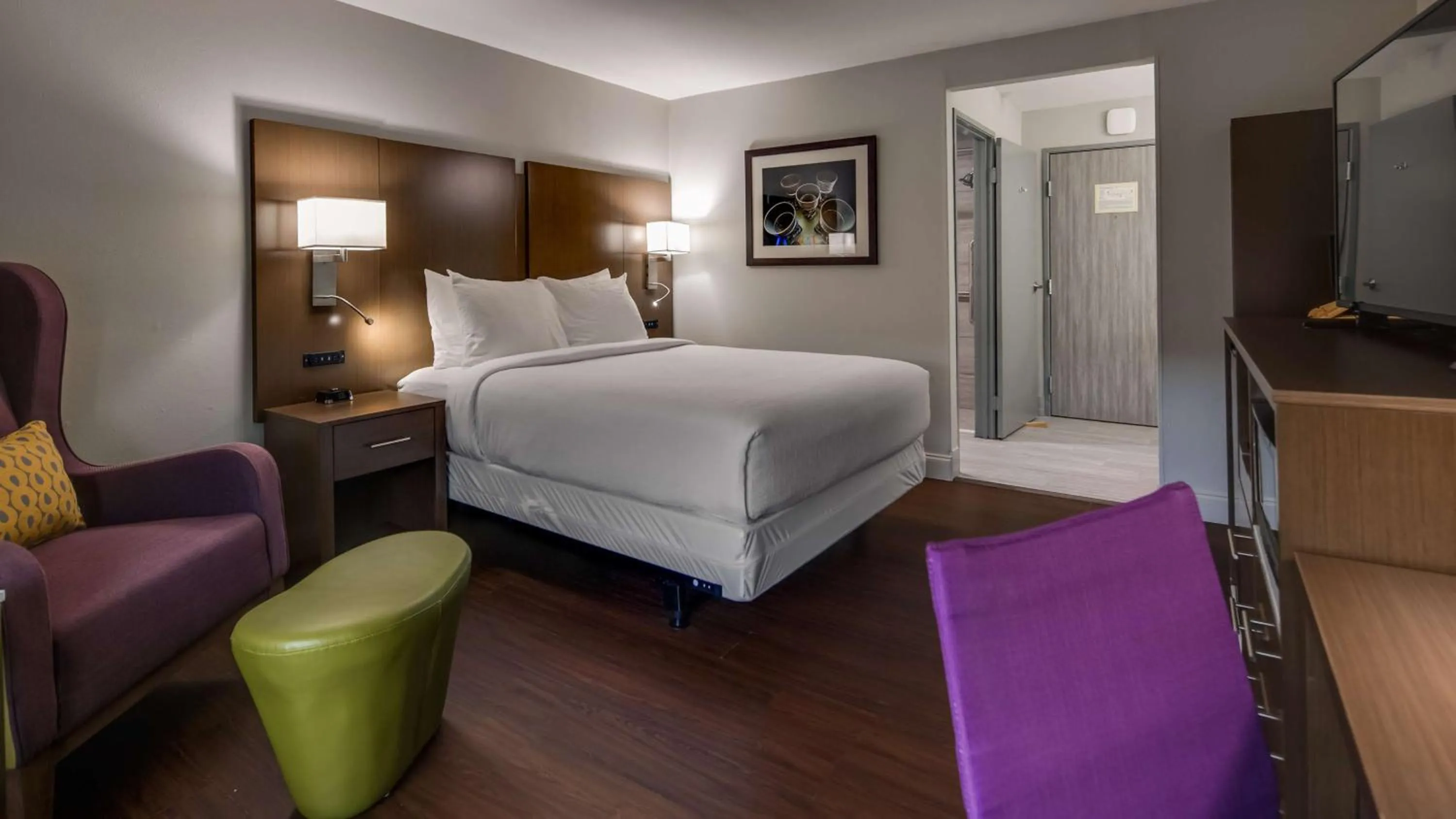 Queen Room - Mobility Access in Best Western Huntsville