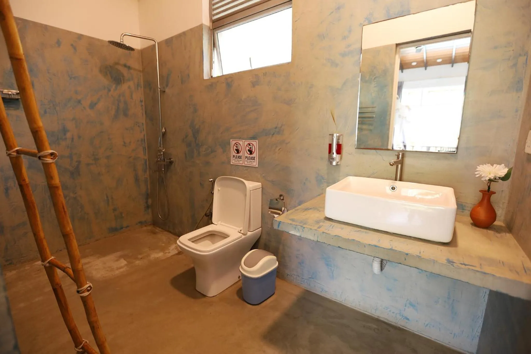 Deluxe Double Room in Chill Bay Weligama