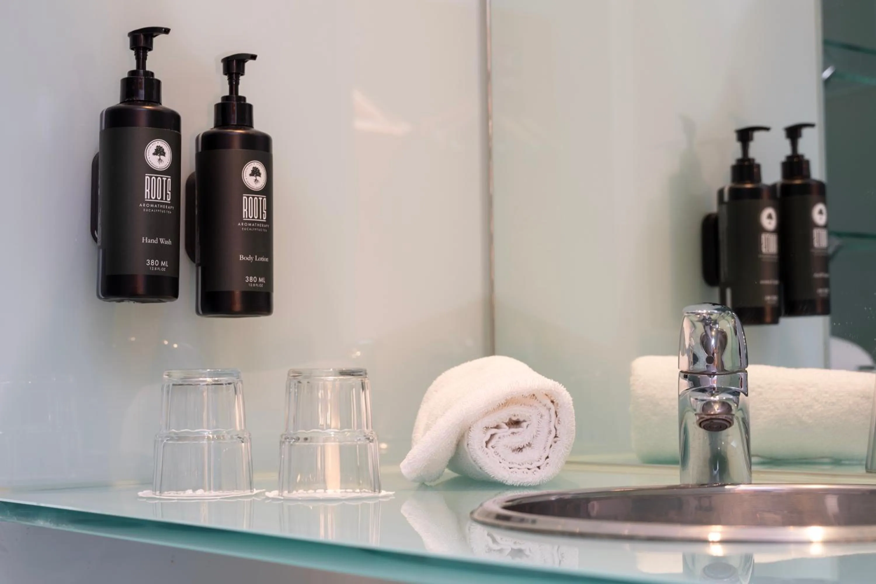 Twin Room in Ramada by Wyndham Belfast