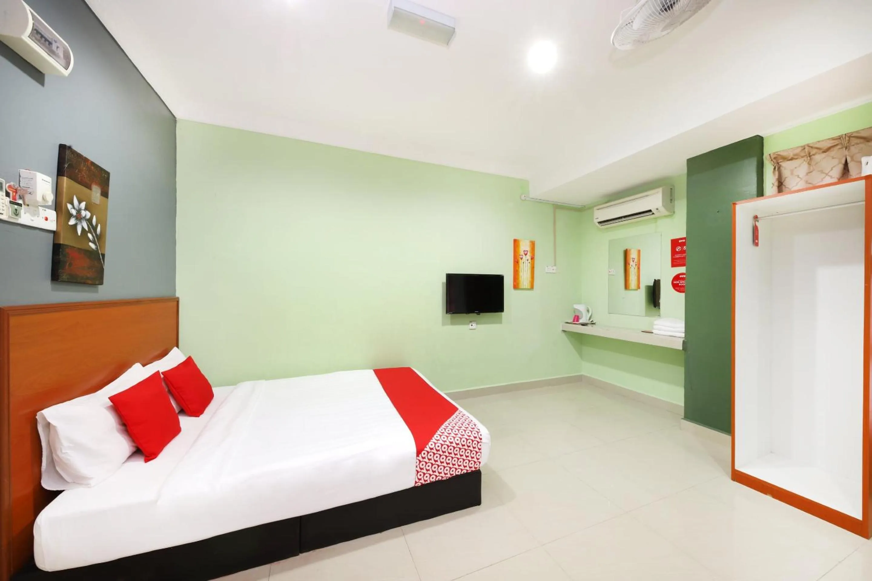Family Suite in Super OYO 720 Corridor Hotel 2