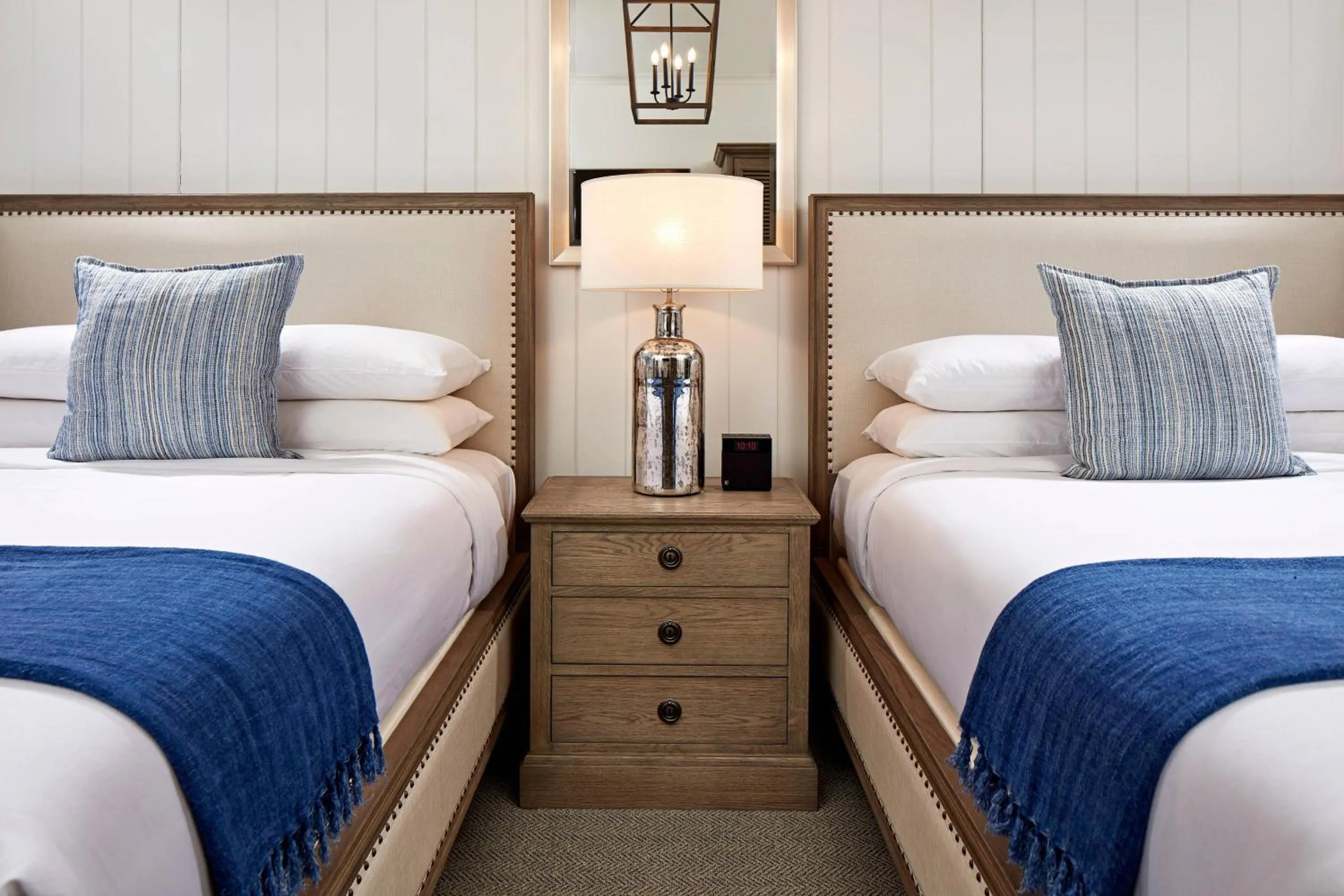 Guest room, 2 Queen in Vespera Resort on Pismo Beach, Autograph Collection