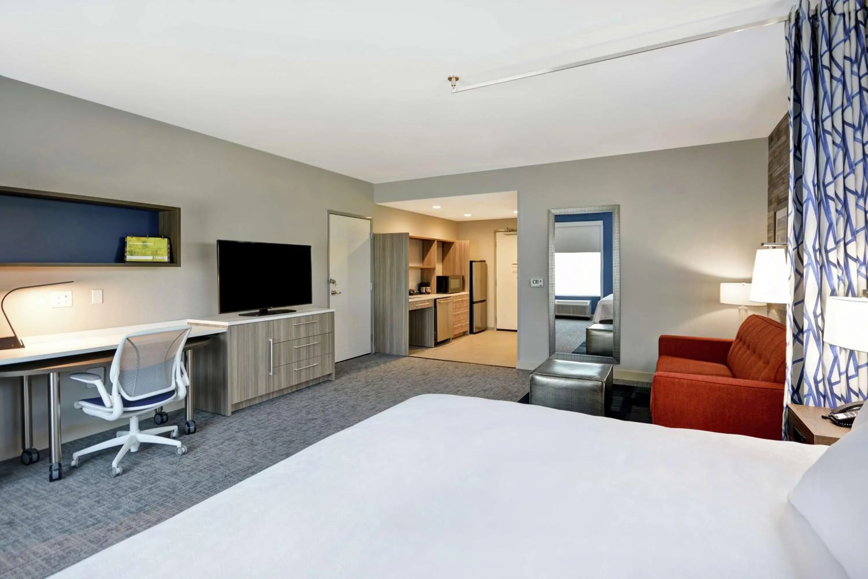 King Studio Suite - Mobility Access/Non-Smoking in Home2 Suites Houston Westchase