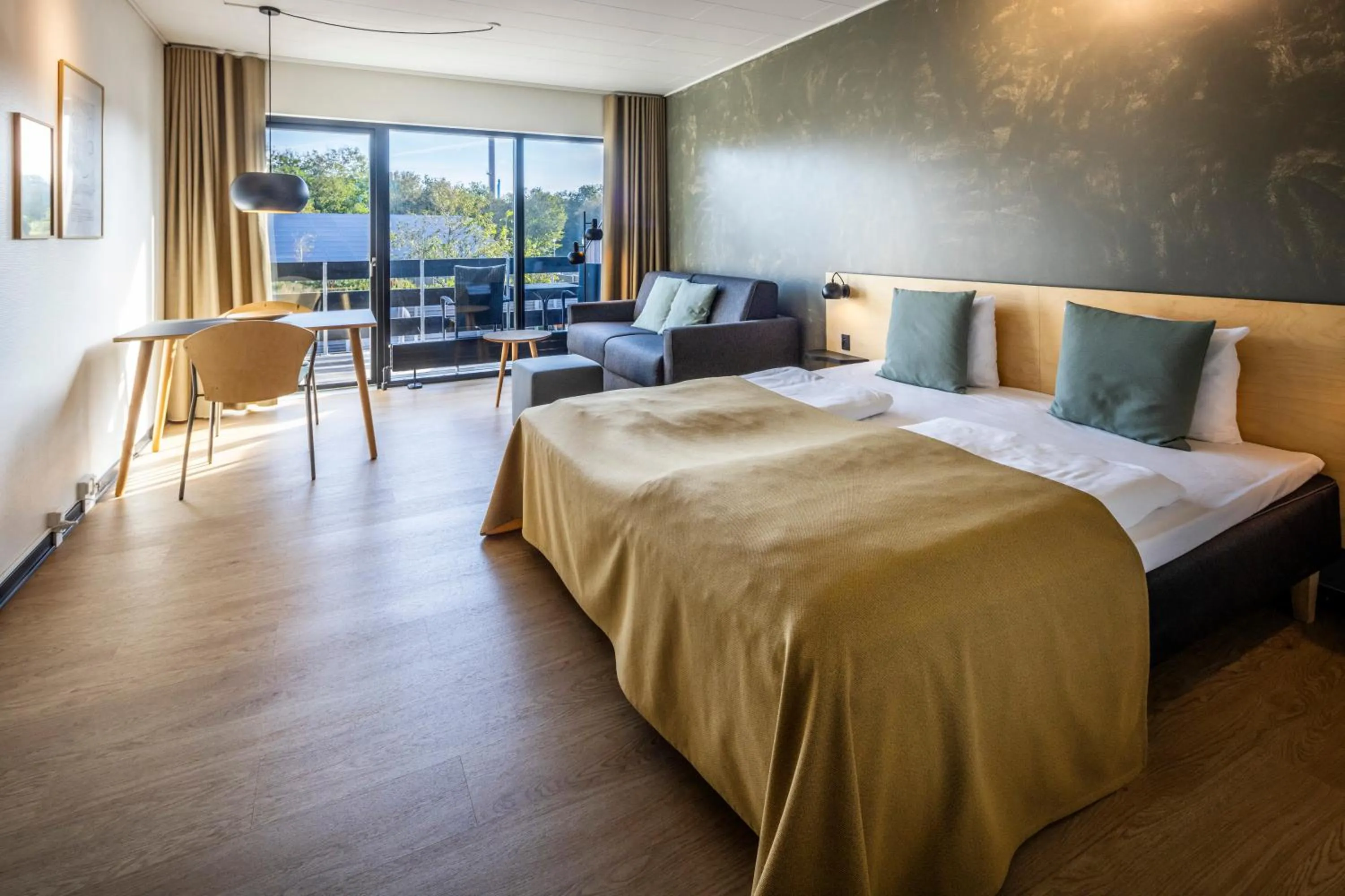 Comfort Plus Double Room with Balcony in Fjordgaarden - Spa - Hotel - Konference