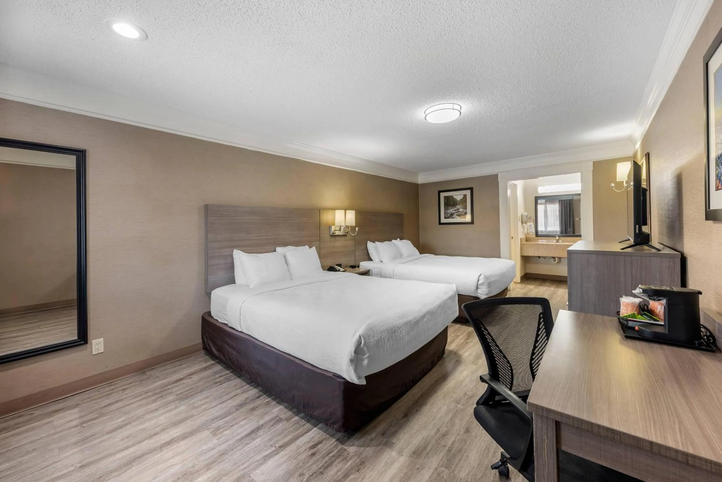 Queen Room with Two Queen Beds - Non-Smoking in Quality Inn Near Lake Marble Falls