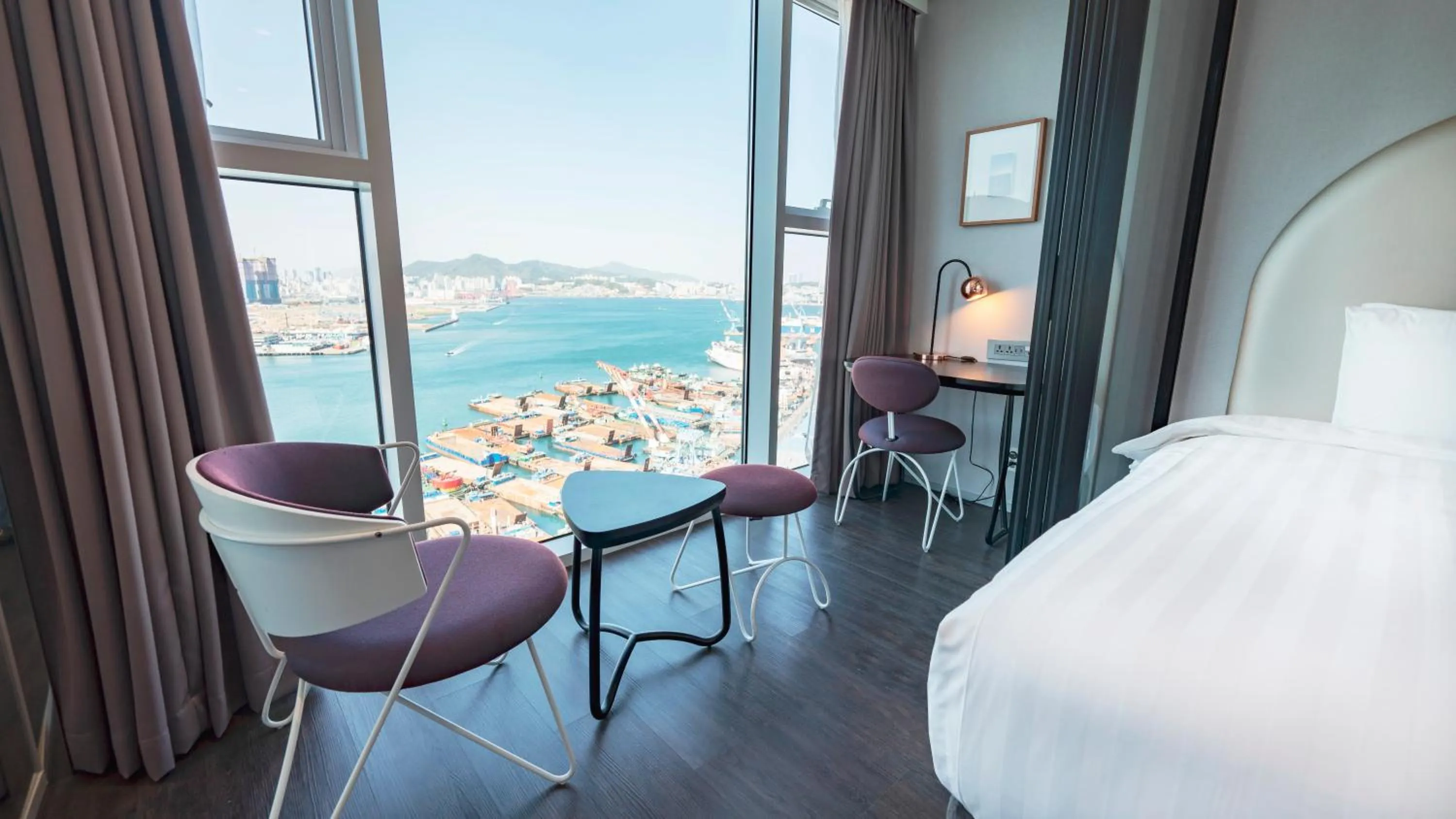 Triple Room with Sea View in Lavalse Hotel