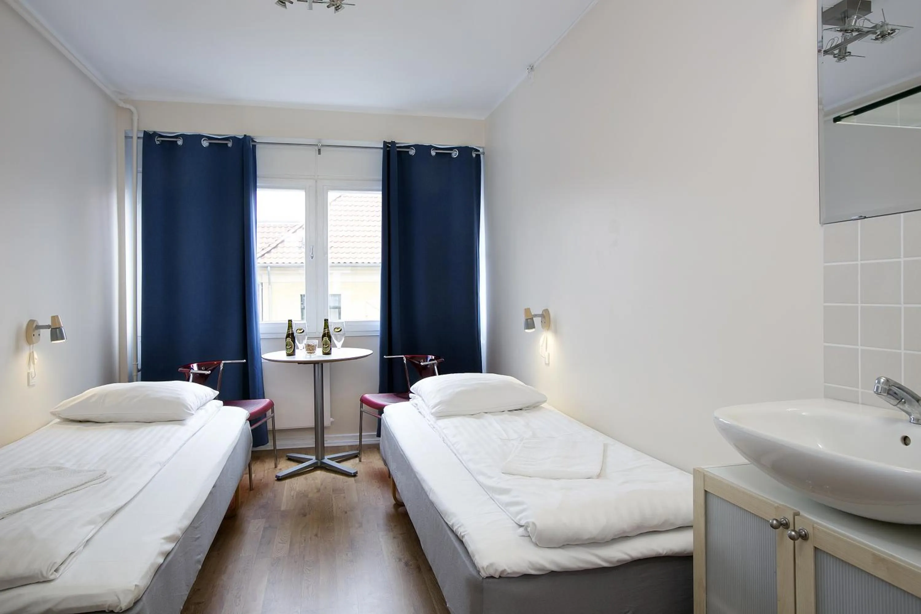 Double or Twin Room with Shared Bathroom - single occupancy in Hotel Copenhagen