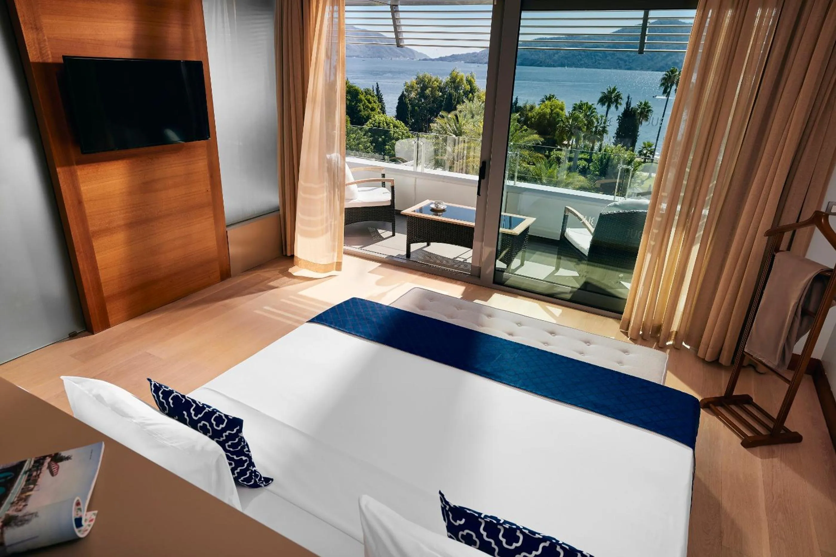 Deluxe Sea View Suite in TUI BLUE Grand Azur