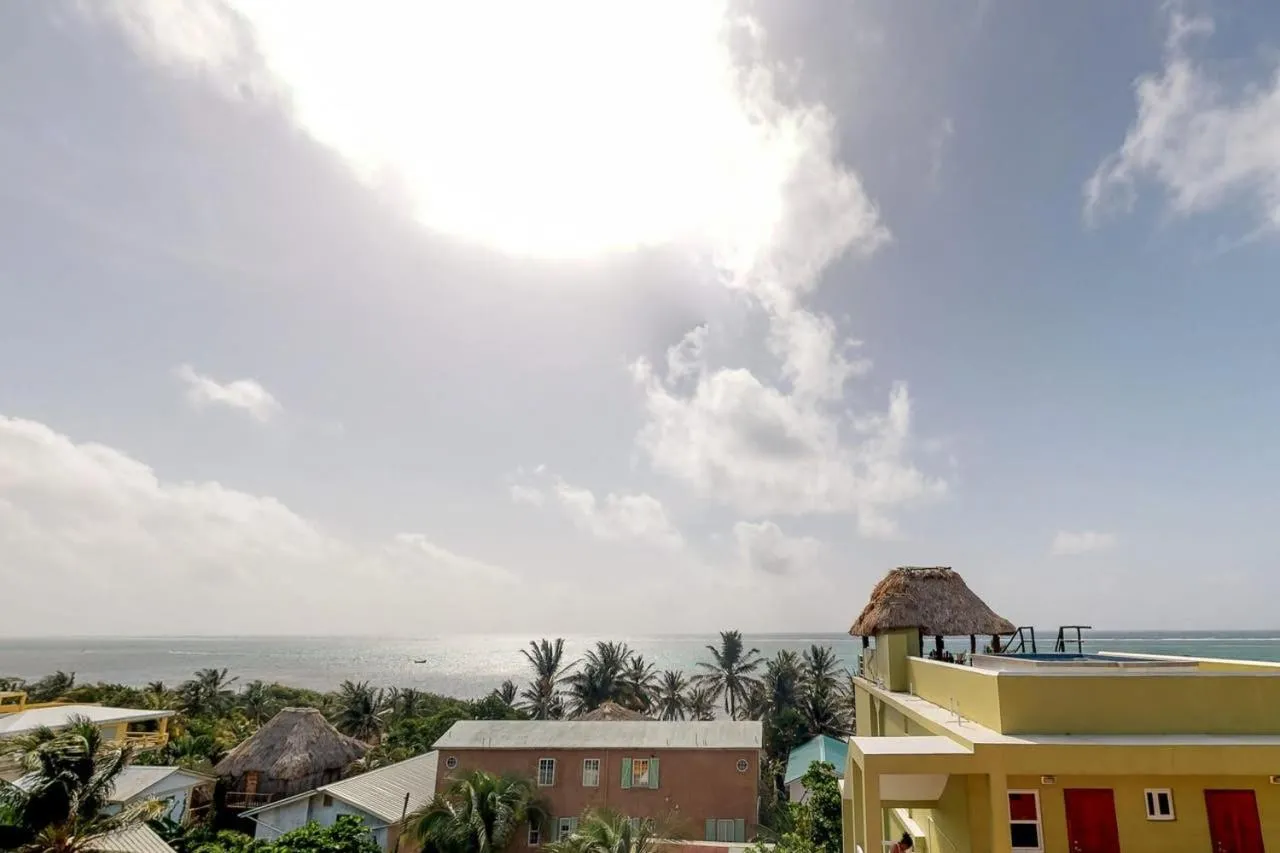 One-Bedroom Apartment in Laguna Hotel