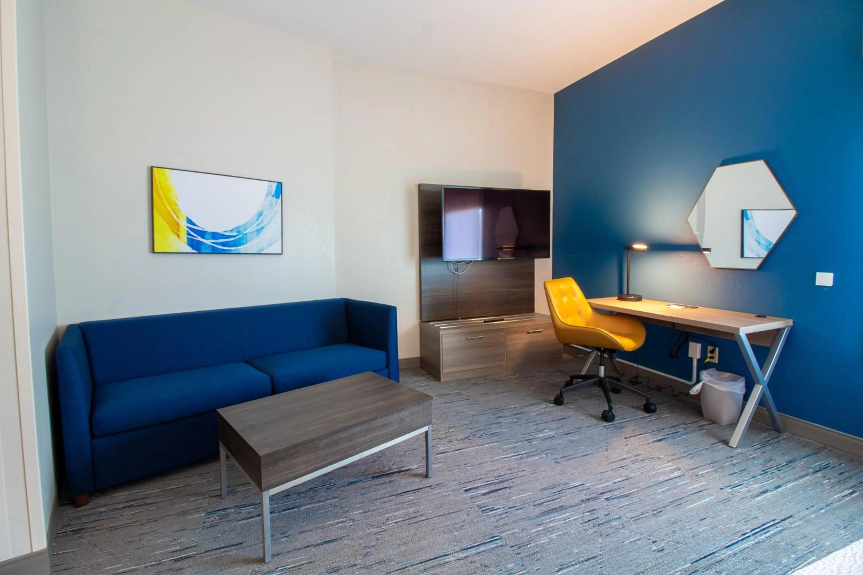 Standard King Room in Holiday Inn Express Leland - Wilmington Area by IHG