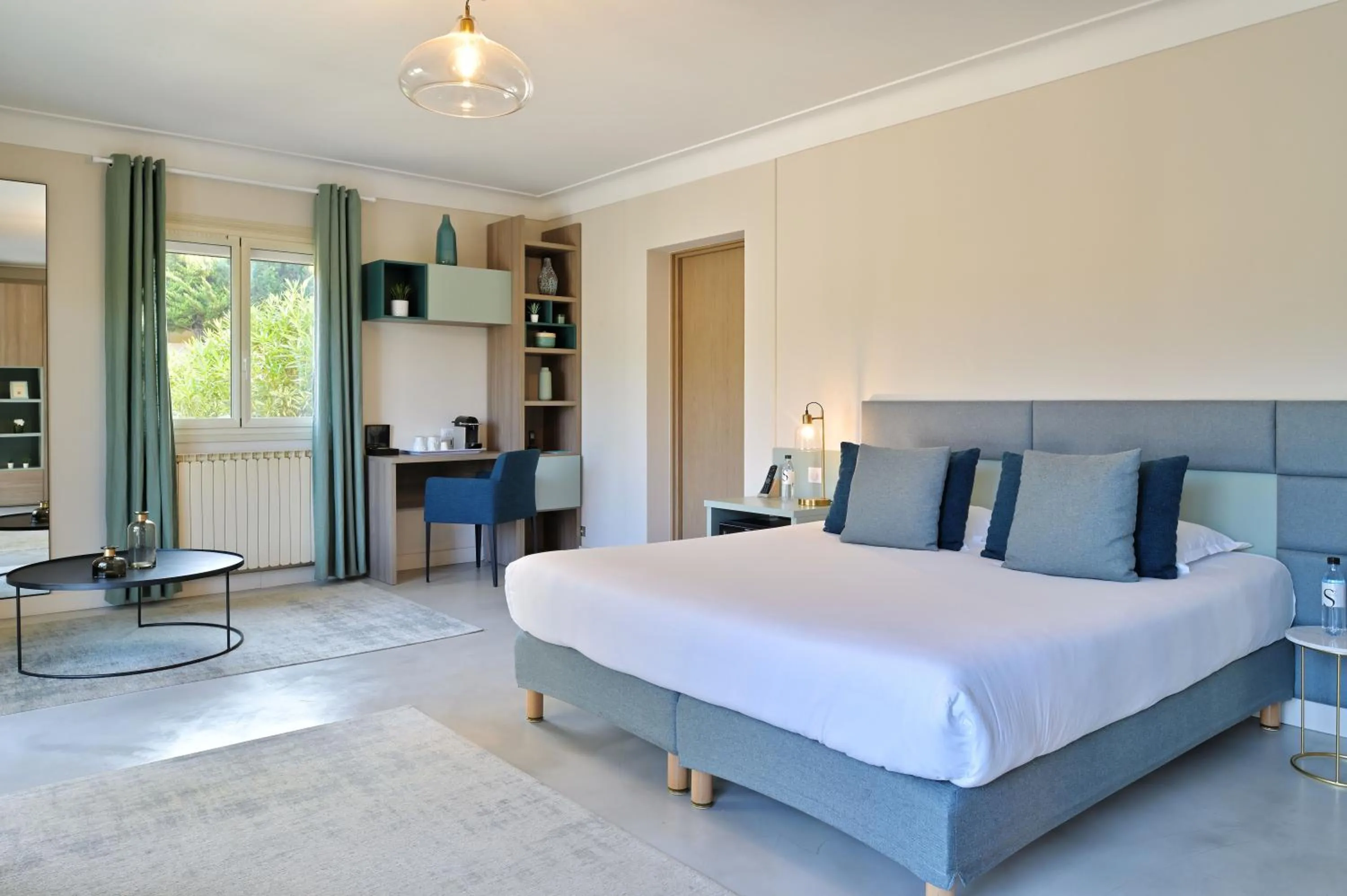 Junior Suite with Terrace in Hotel Bartaccia