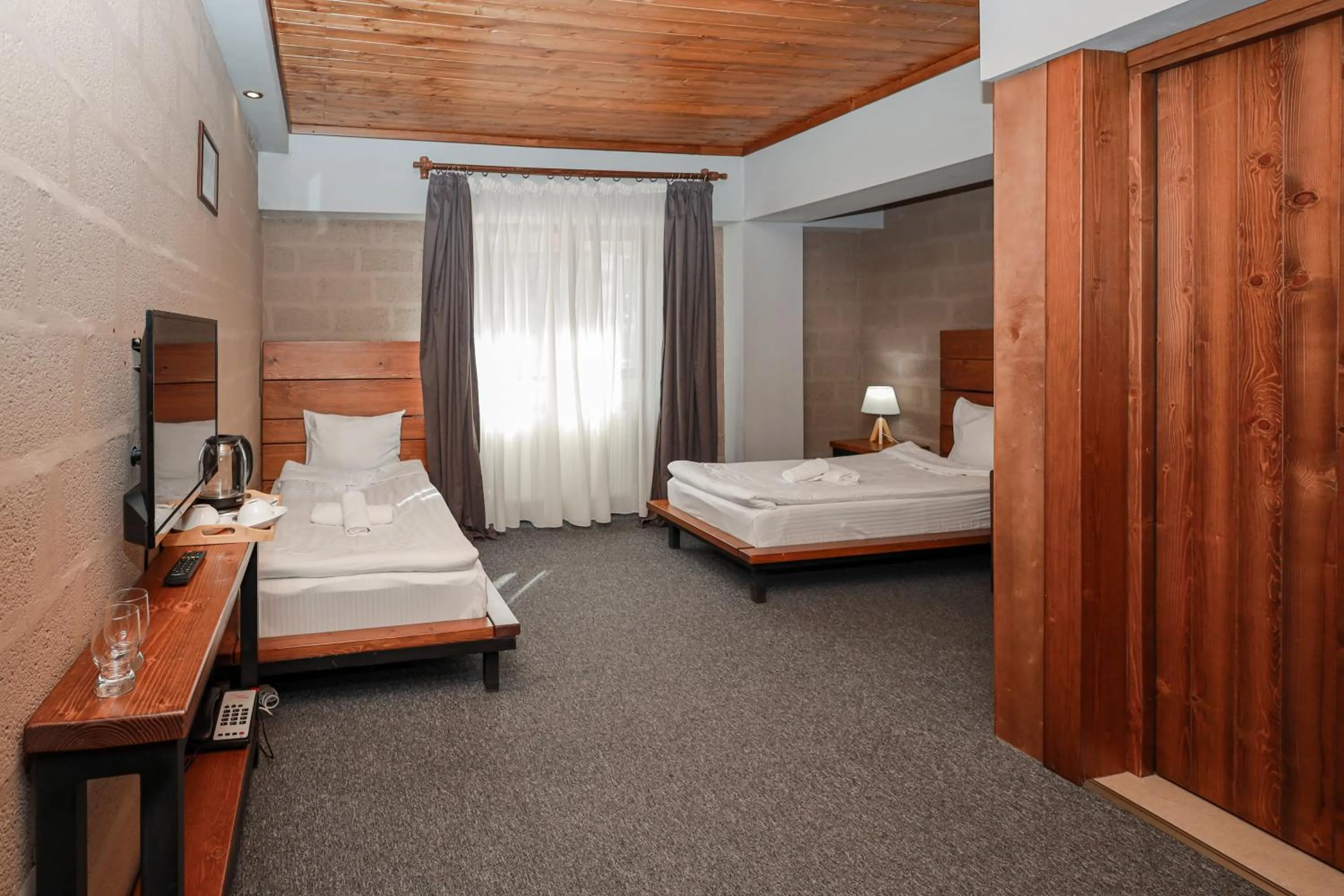 Standard Twin Room in Alpine Lounge Boutique Hotel