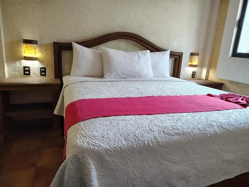 Junior Suite in Hotel Coral Cuernavaca