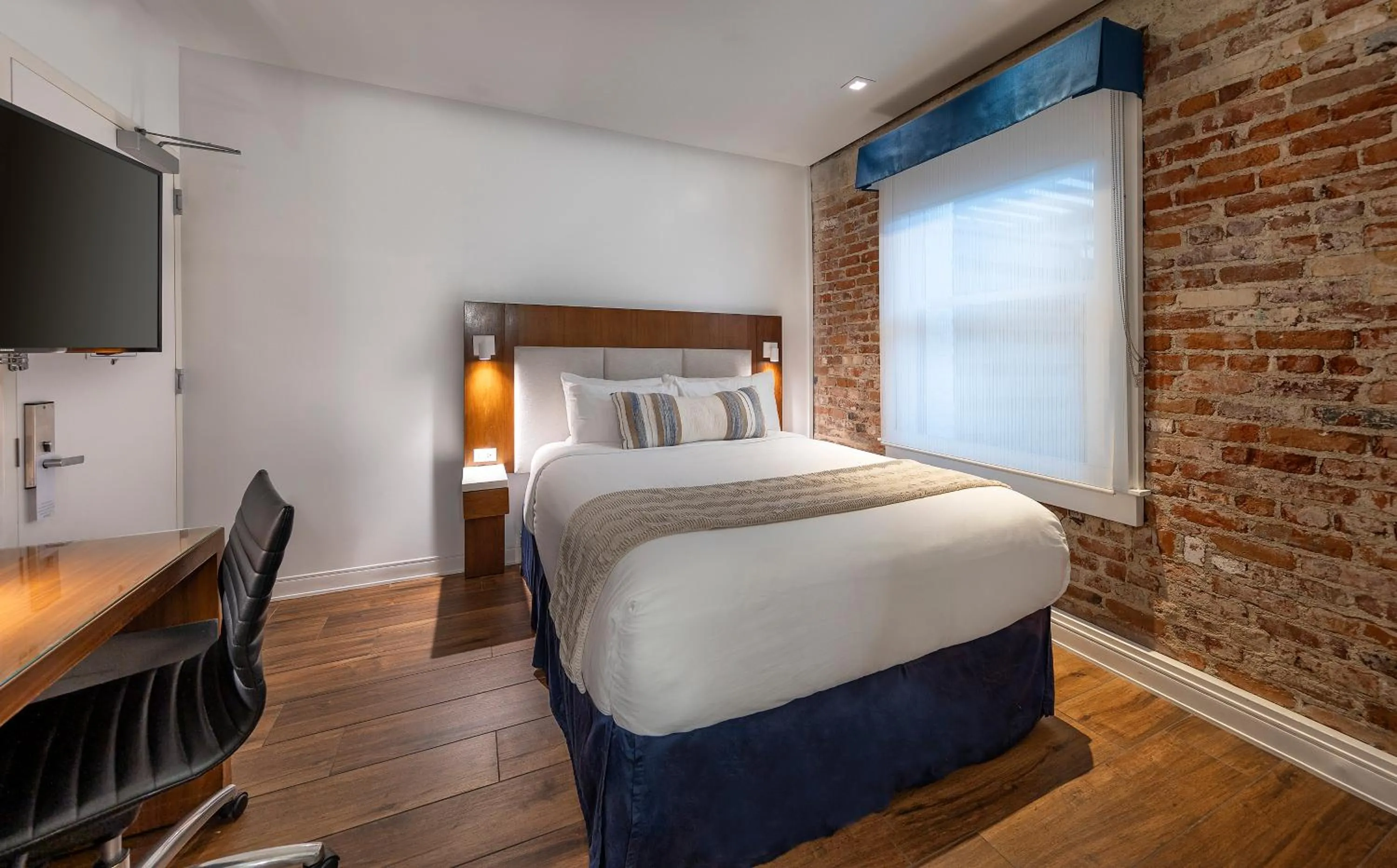 Twin Room with Garden View in Riviera Beach House