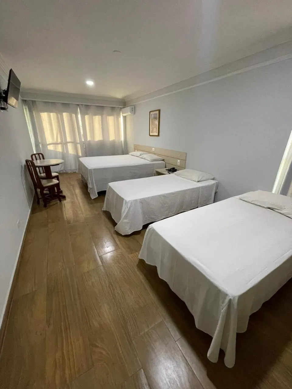 Luxury Quadruple Room in Harbor Buriti Hotel