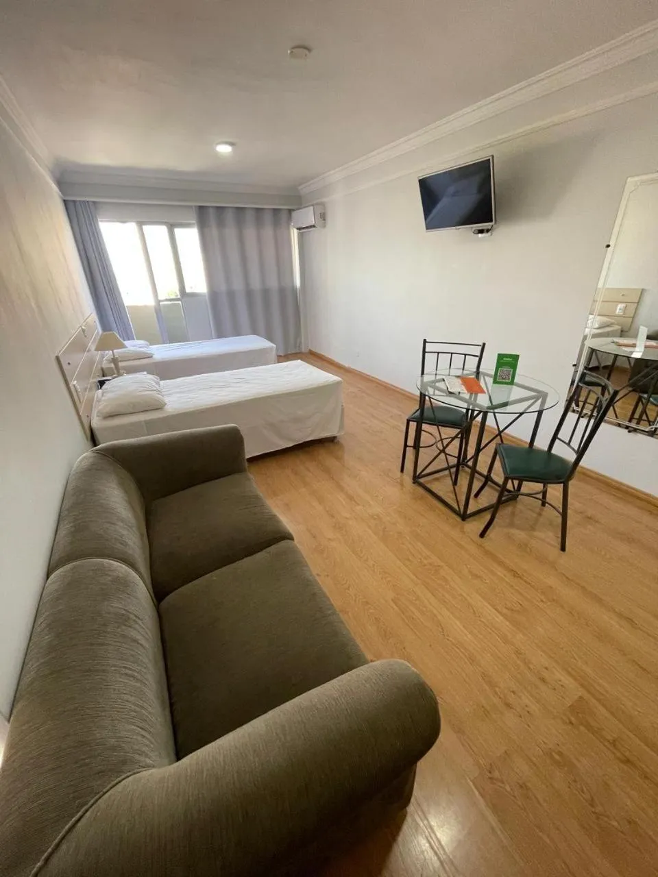 Luxury Twin Suite - single occupancy in Harbor Buriti Hotel
