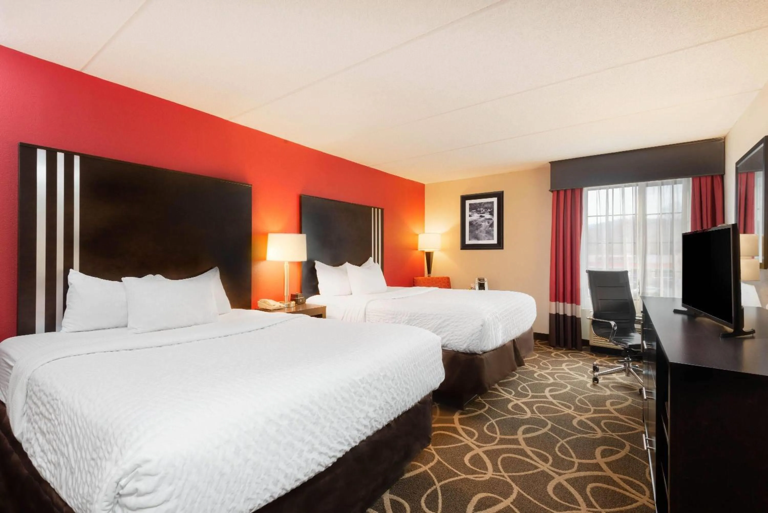 Queen Room with Two Queen Beds in La Quinta Inn & Suites - New River Gorge National Park