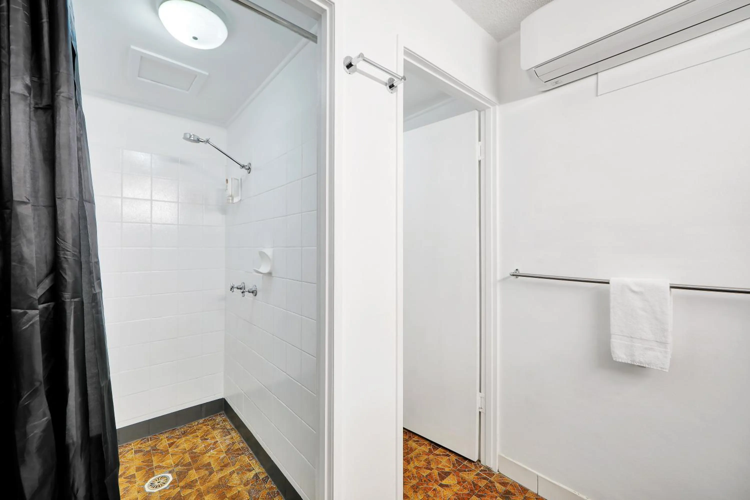 Standard Double Room in Oscar Motel