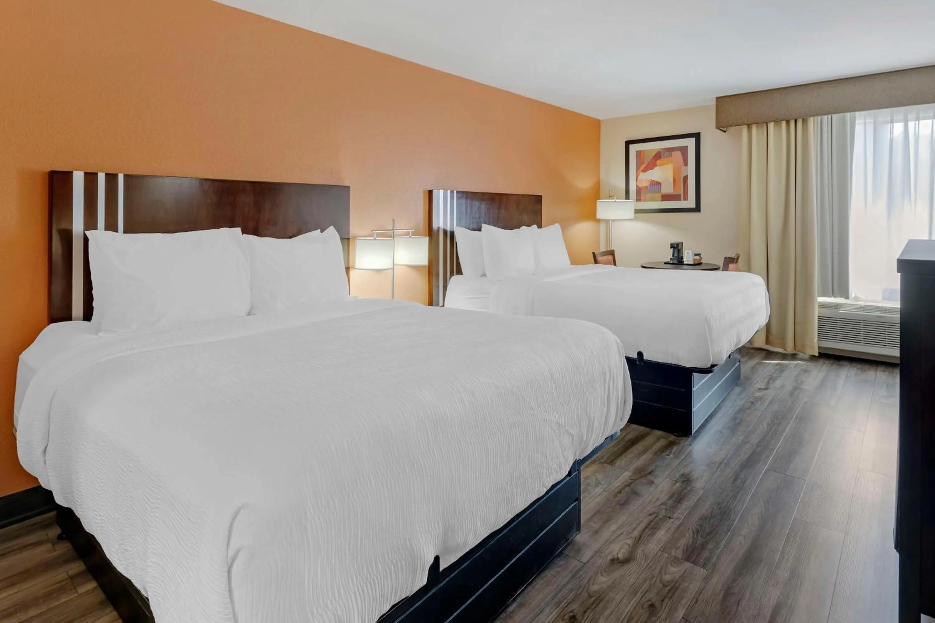 Queen Room with Two Queen Beds - Non-Smoking in Best Western Kimball Inn