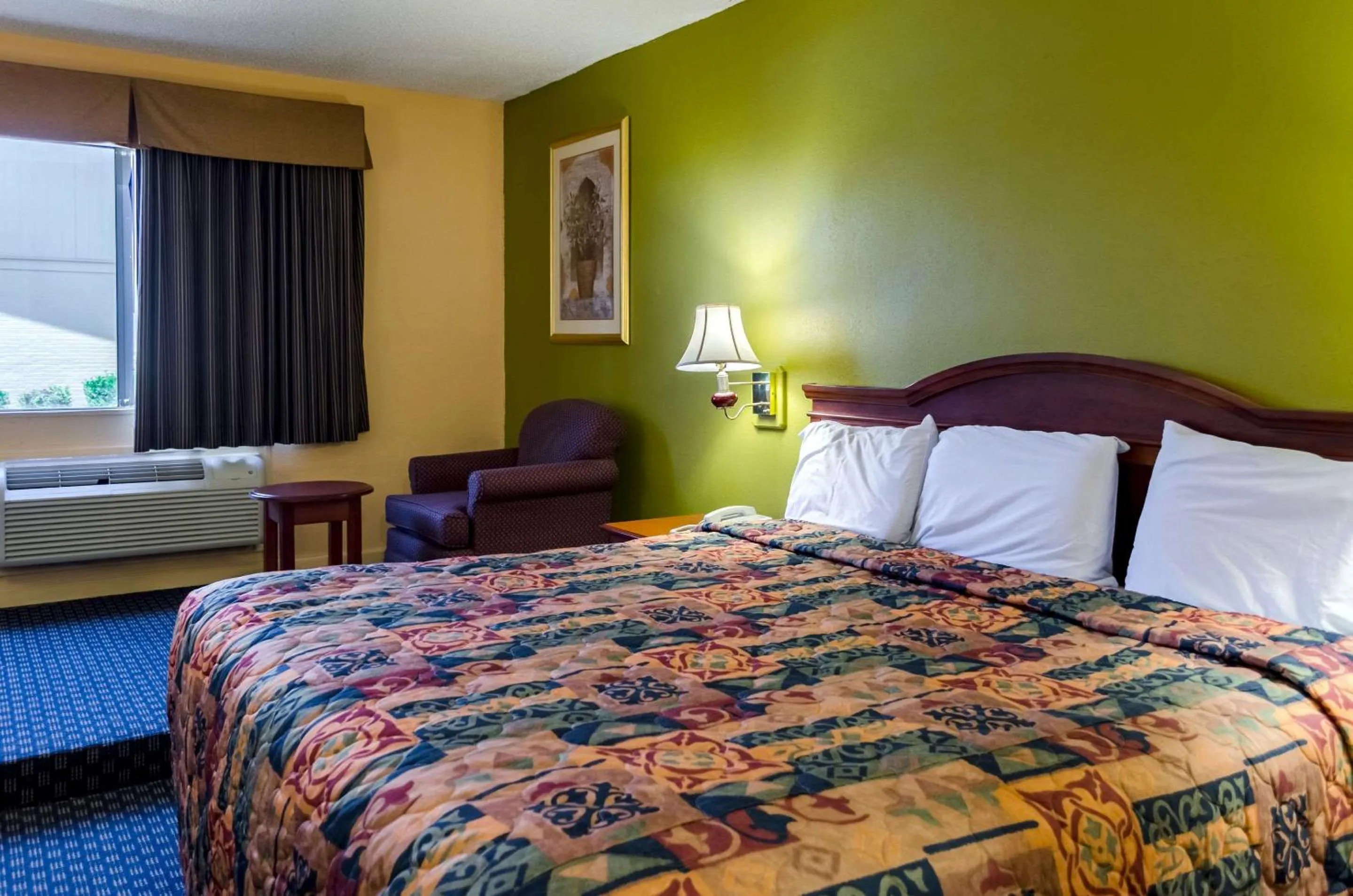 King Studio in Rodeway Inn Vicksburg