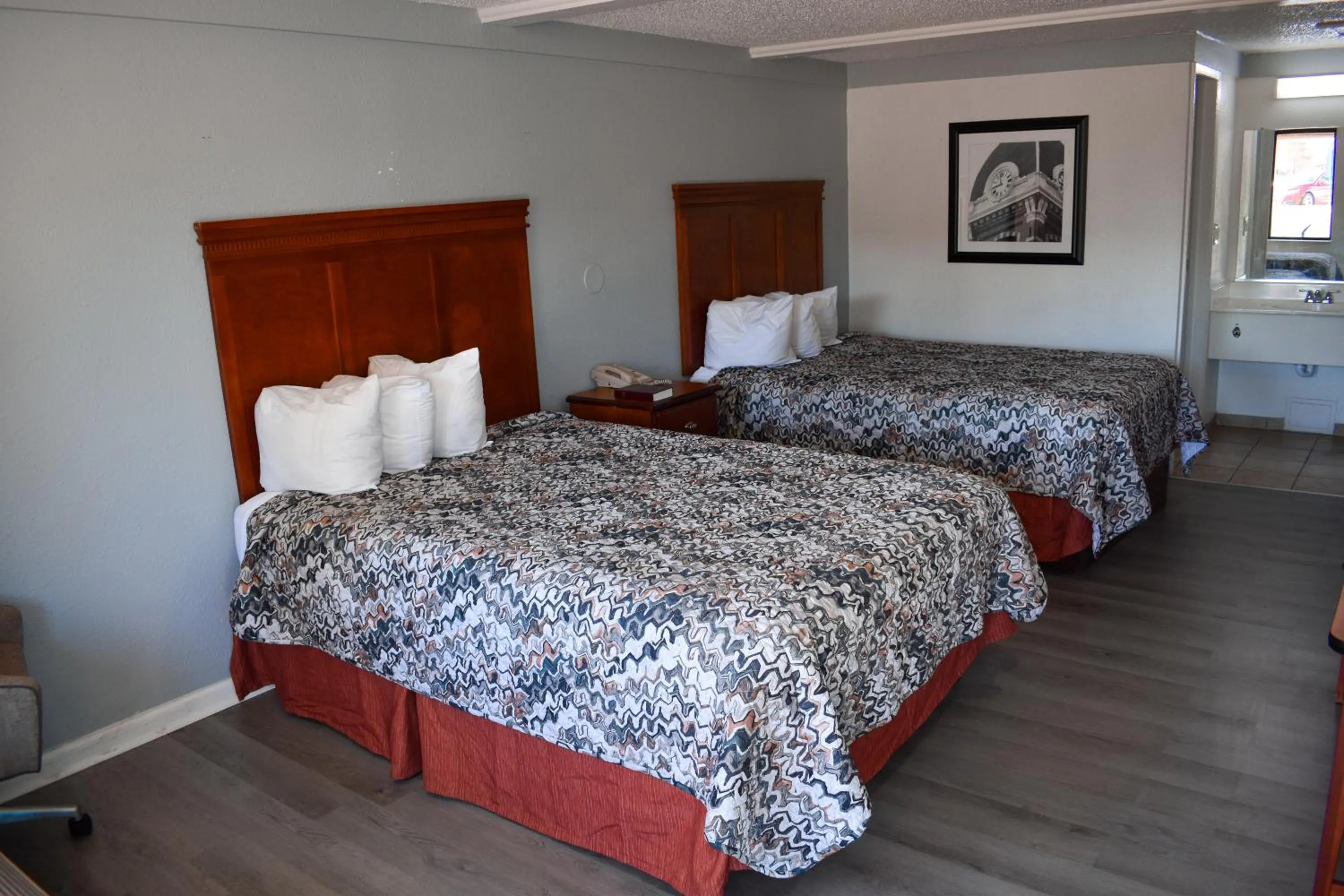 Non-Smoking Double Bed Room  in Rodeway Inn Auburn Hills - Detroit