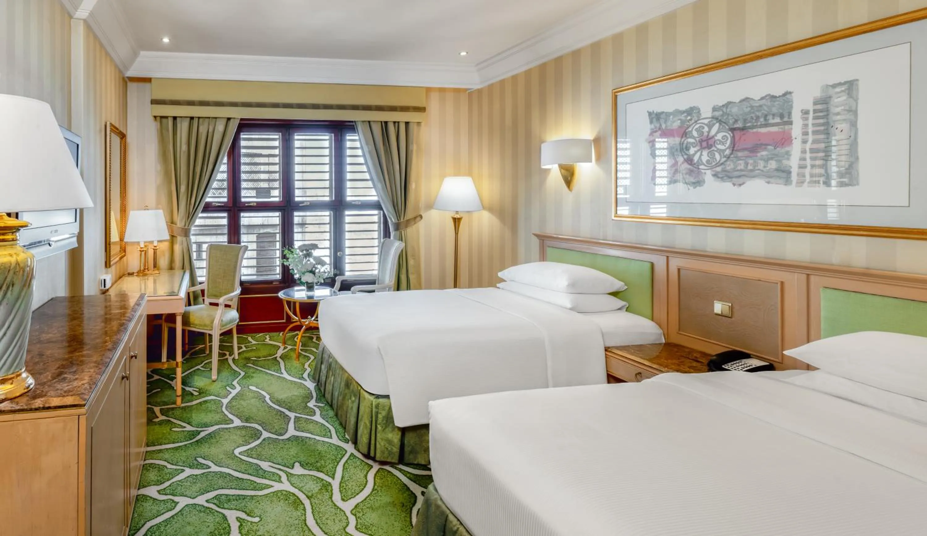 Premium Room partial Kaaba View with Two Twin Beds in Makkah Hotel