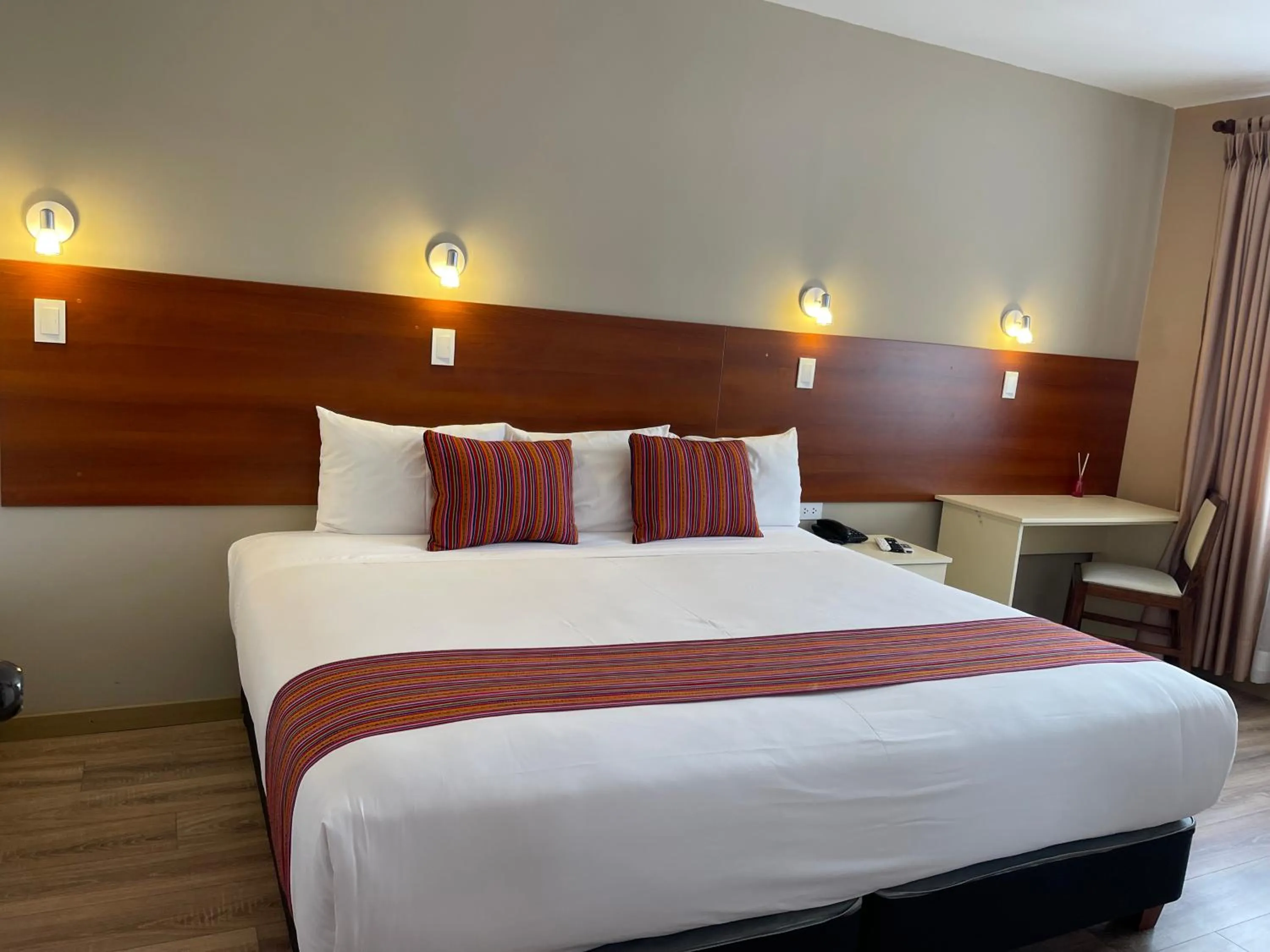 Superior Double Room - single occupancy in Hotel San Pedro Plaza