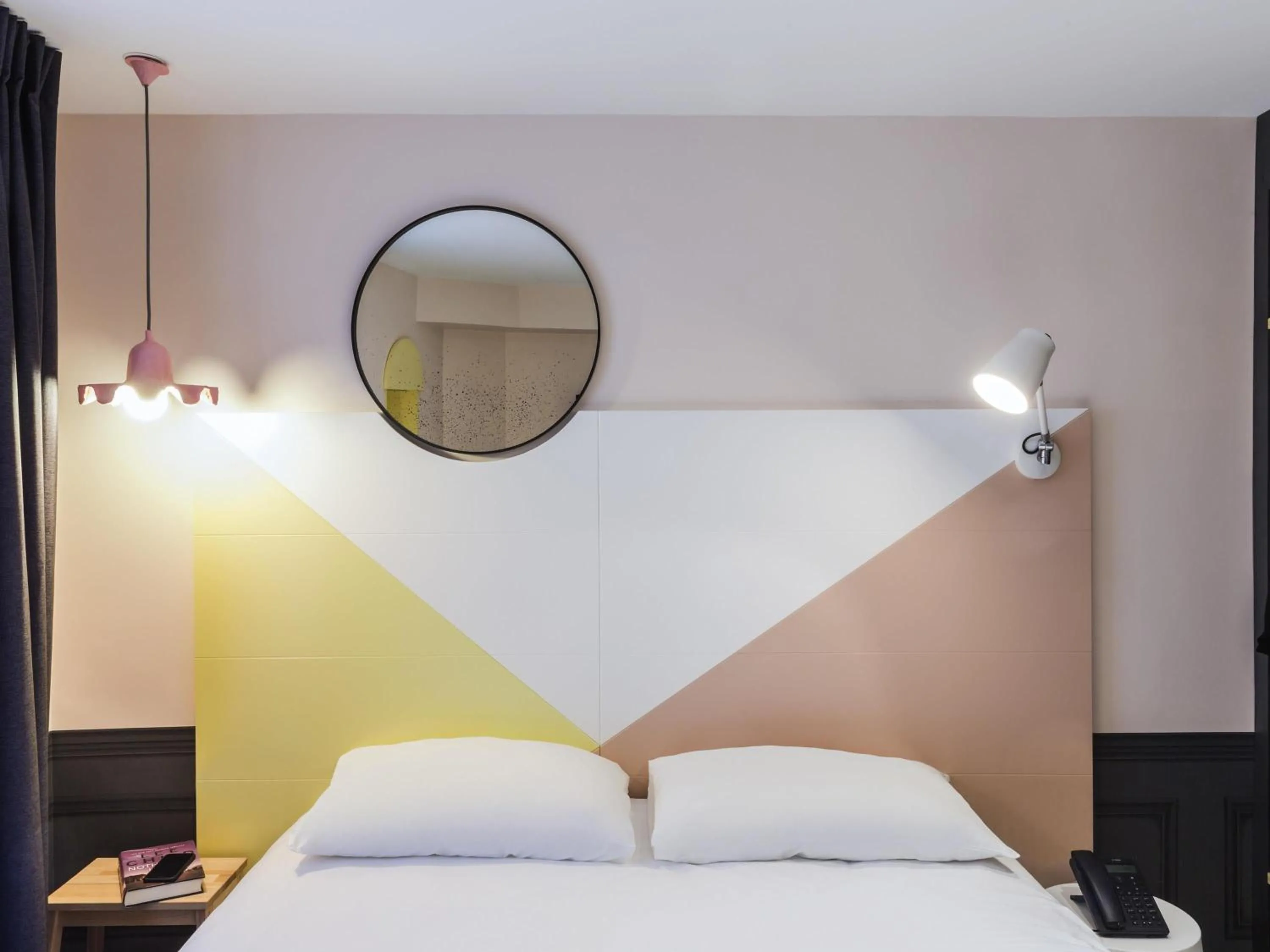 Standard Double Room in ibis Styles Paris Gare de l'Est TGV