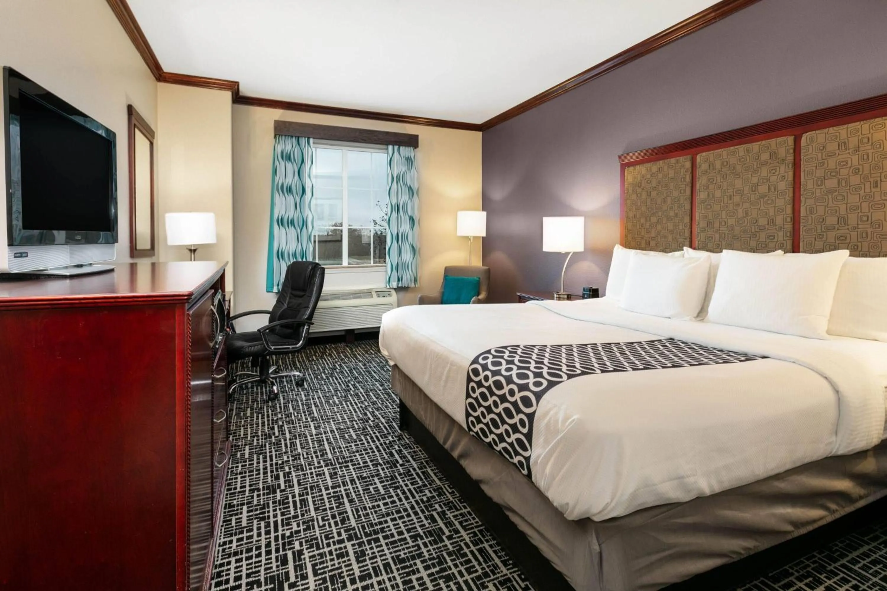 King Room - Non-Smoking in La Quinta by Wyndham Lindale