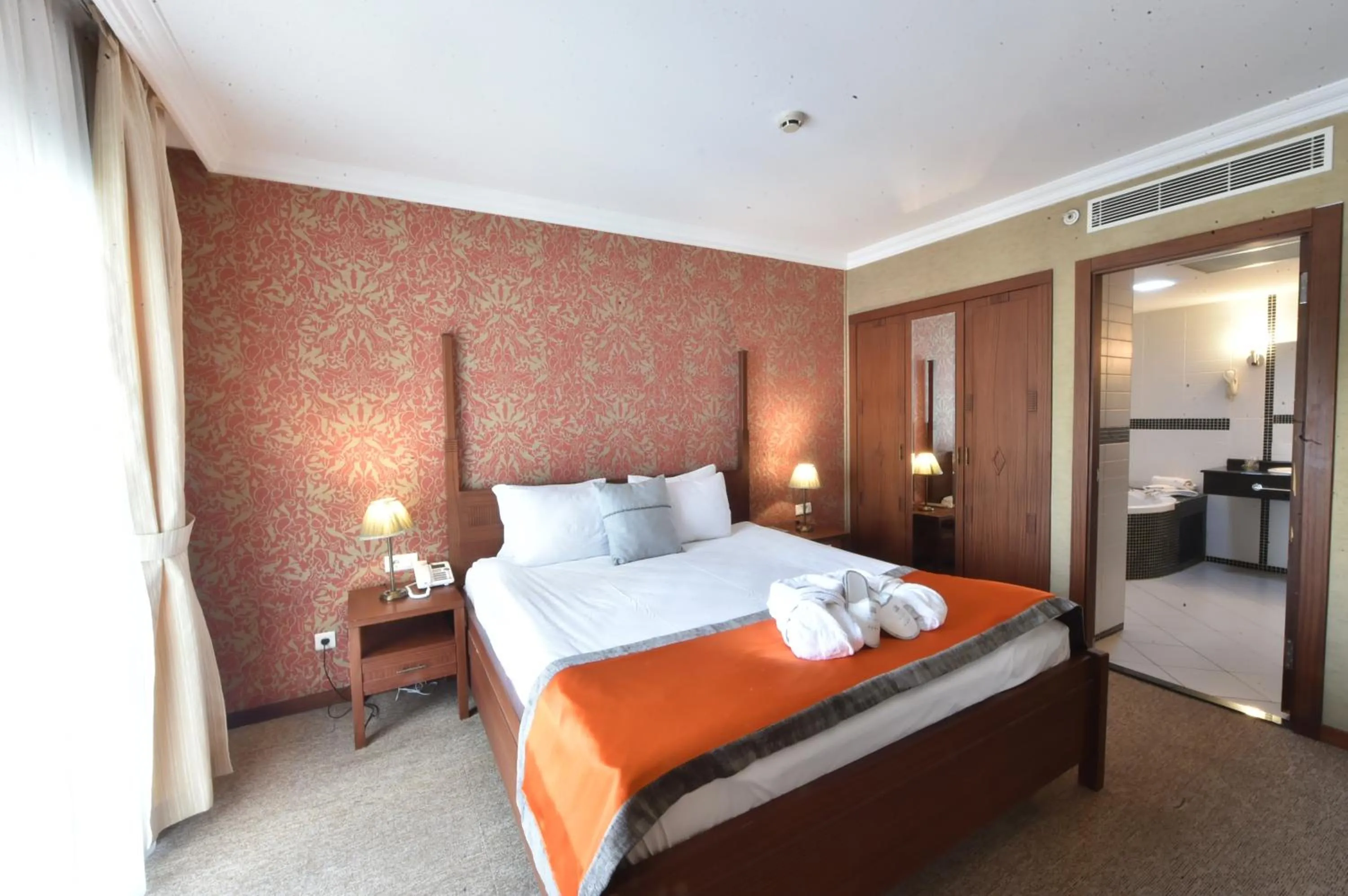 Superior Suite in Midas Hotel