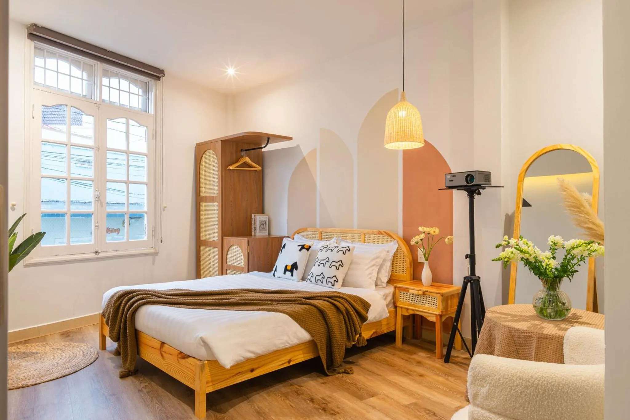 Deluxe King Room in Green Meadow Central Đà Lạt - O'TEL