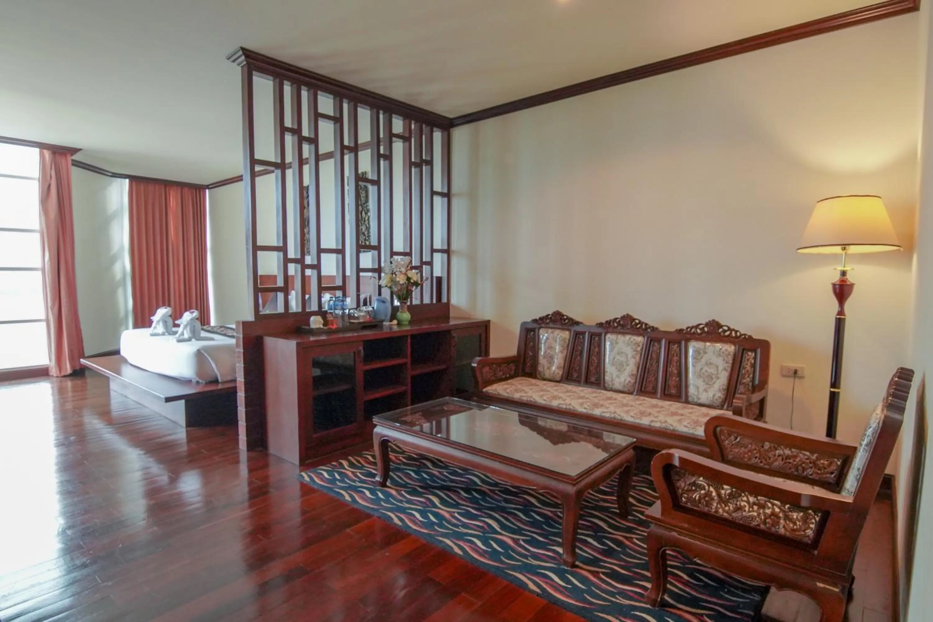 Executive Suite in Arawan Riverside Hotel