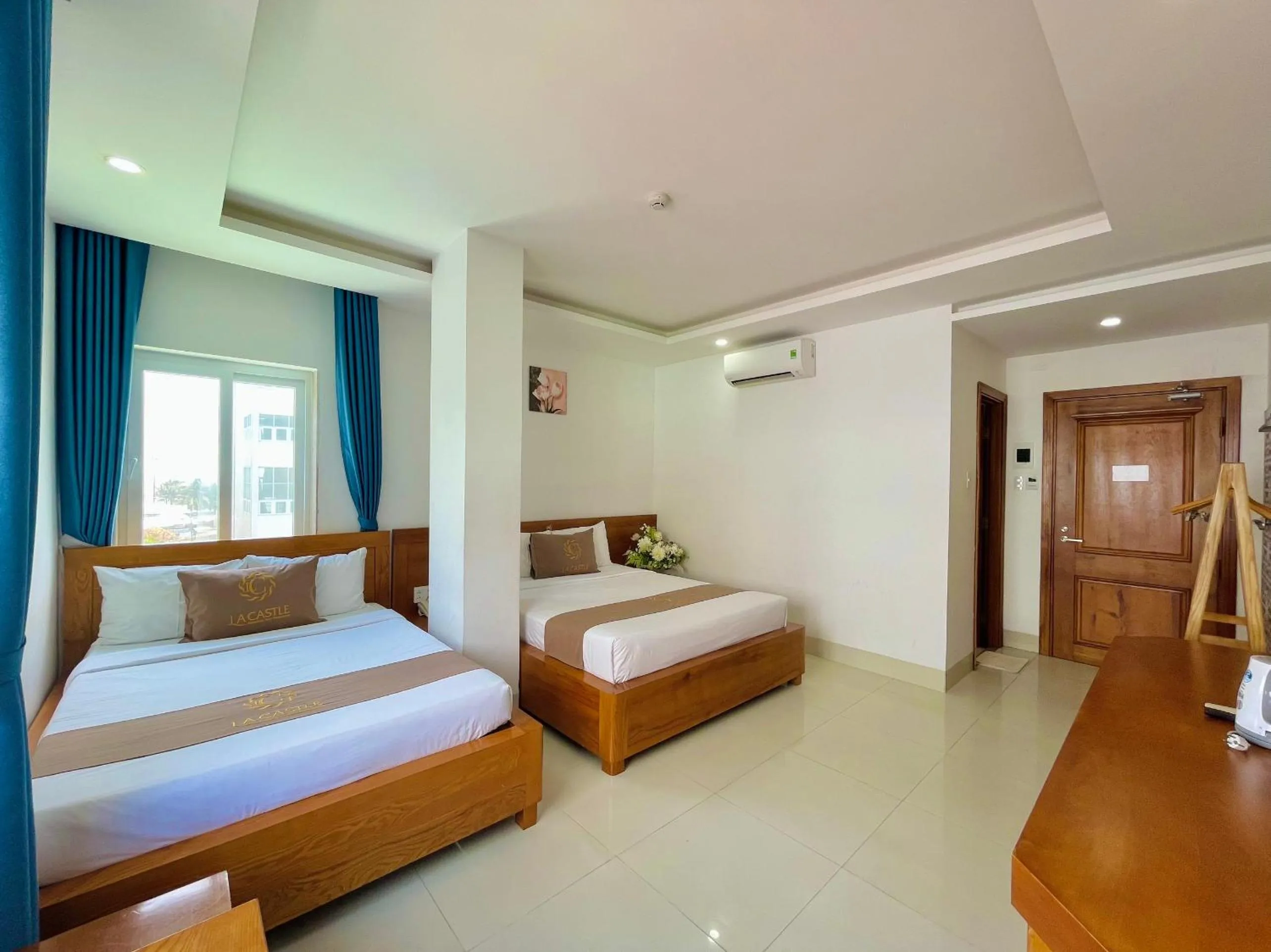 Standard Quadruple Room in La Castle