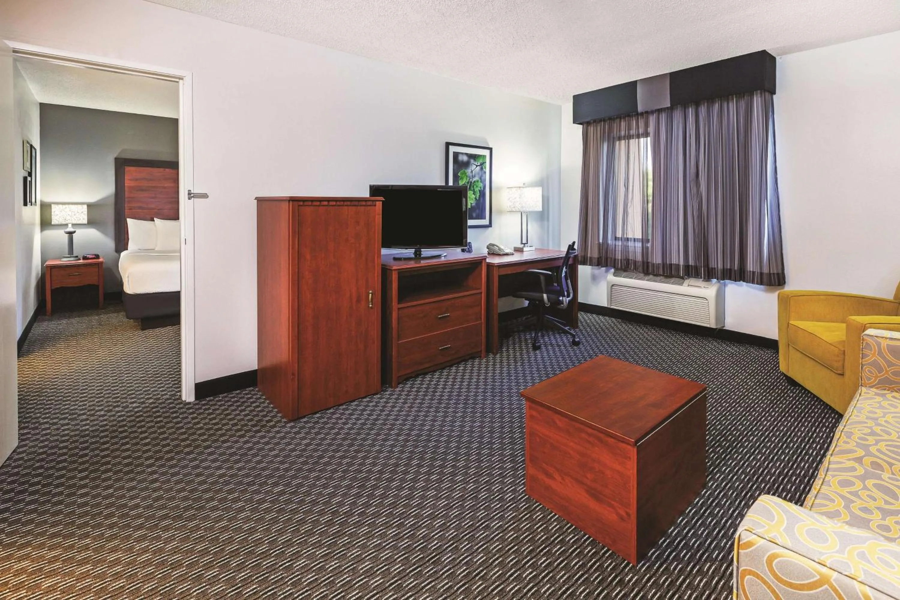Deluxe King Suite in La Quinta by Wyndham N Little Rock - McCain Mall