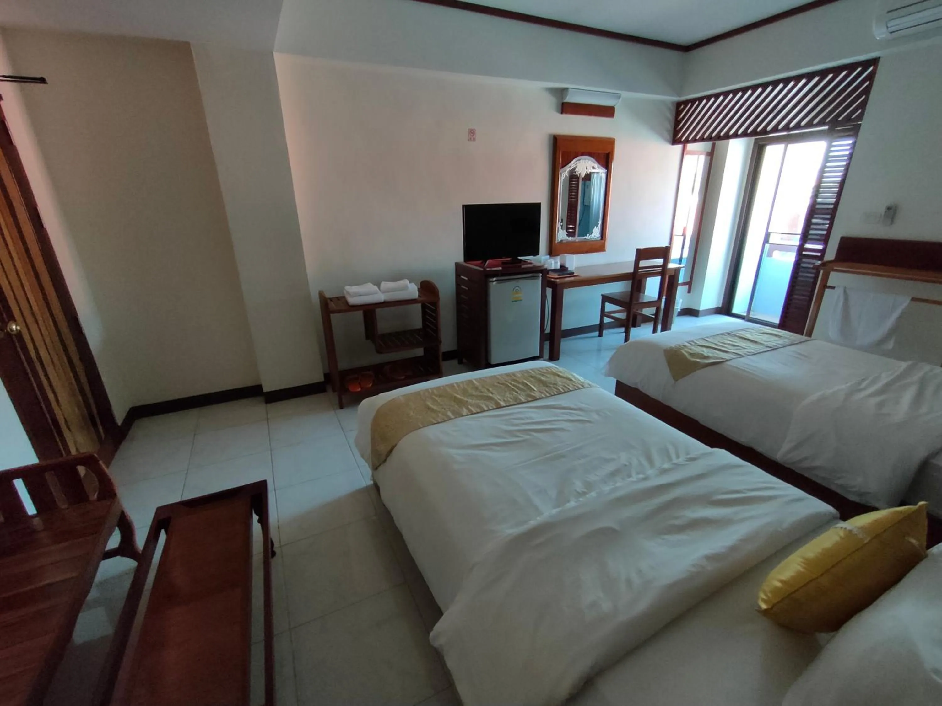Standard Twin Room in Riverfront Hotel Mukdahan