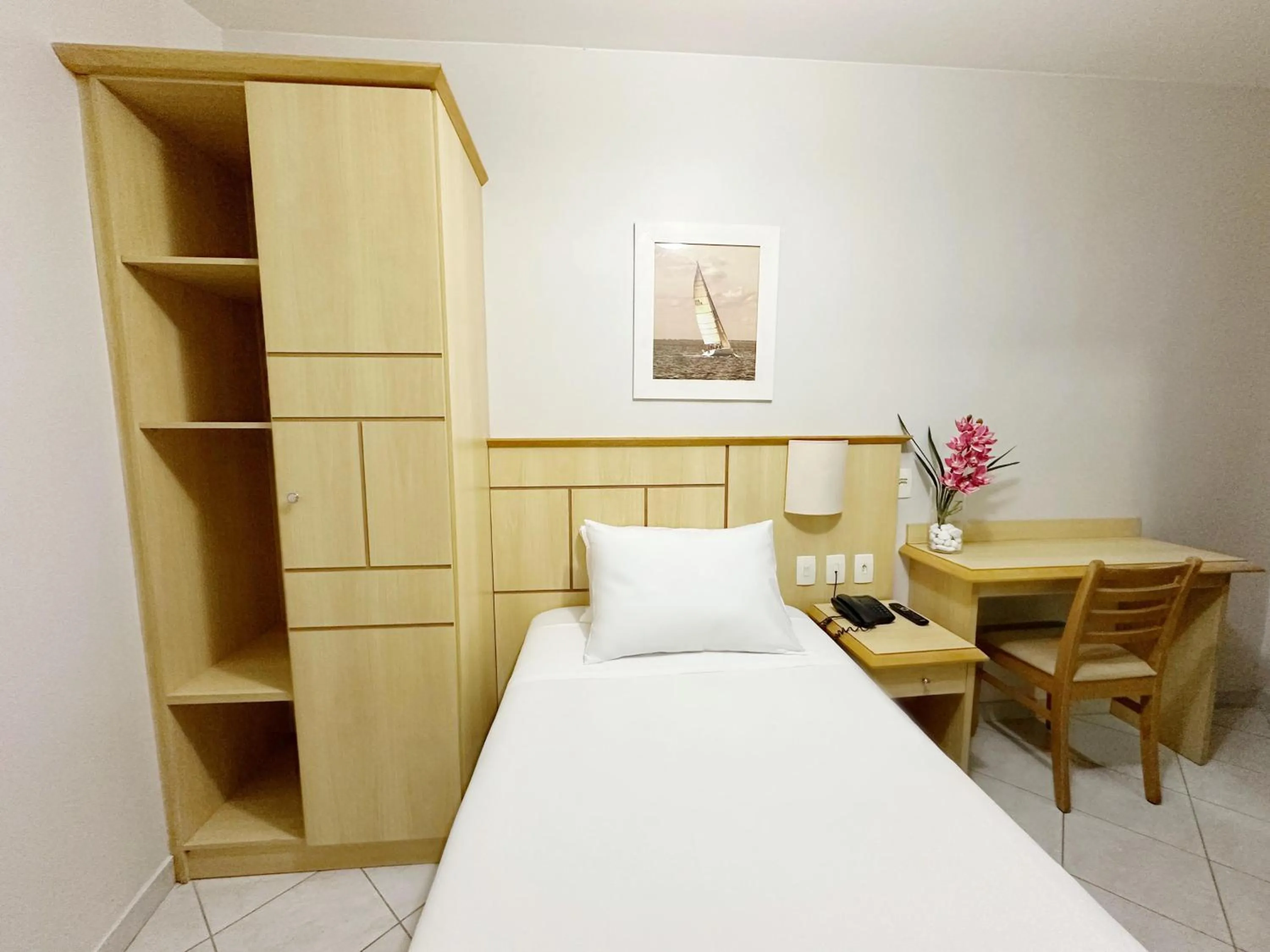 Single Room in Hotel Monte Alegre