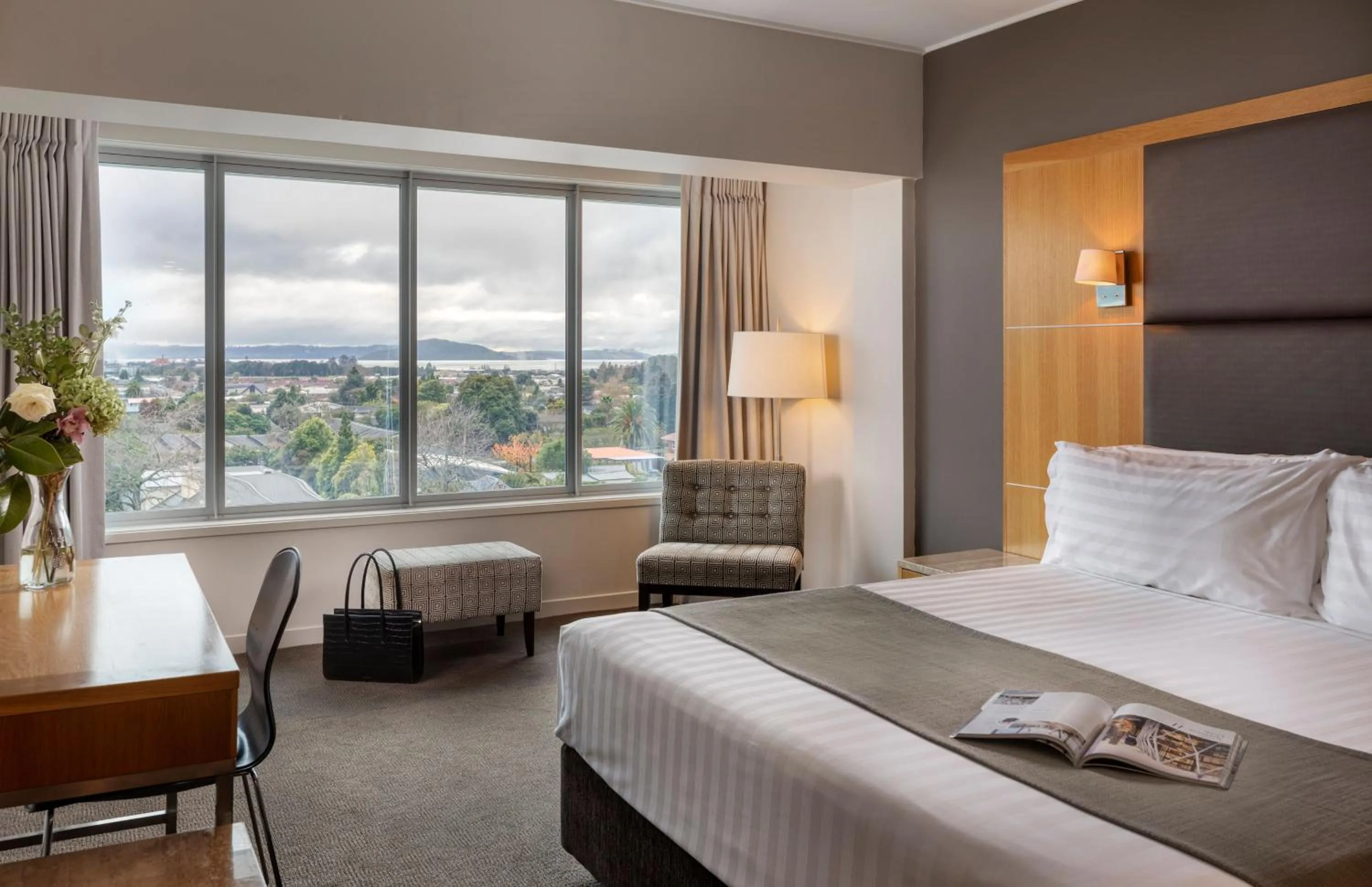 Deluxe King City Facing in Rydges Rotorua