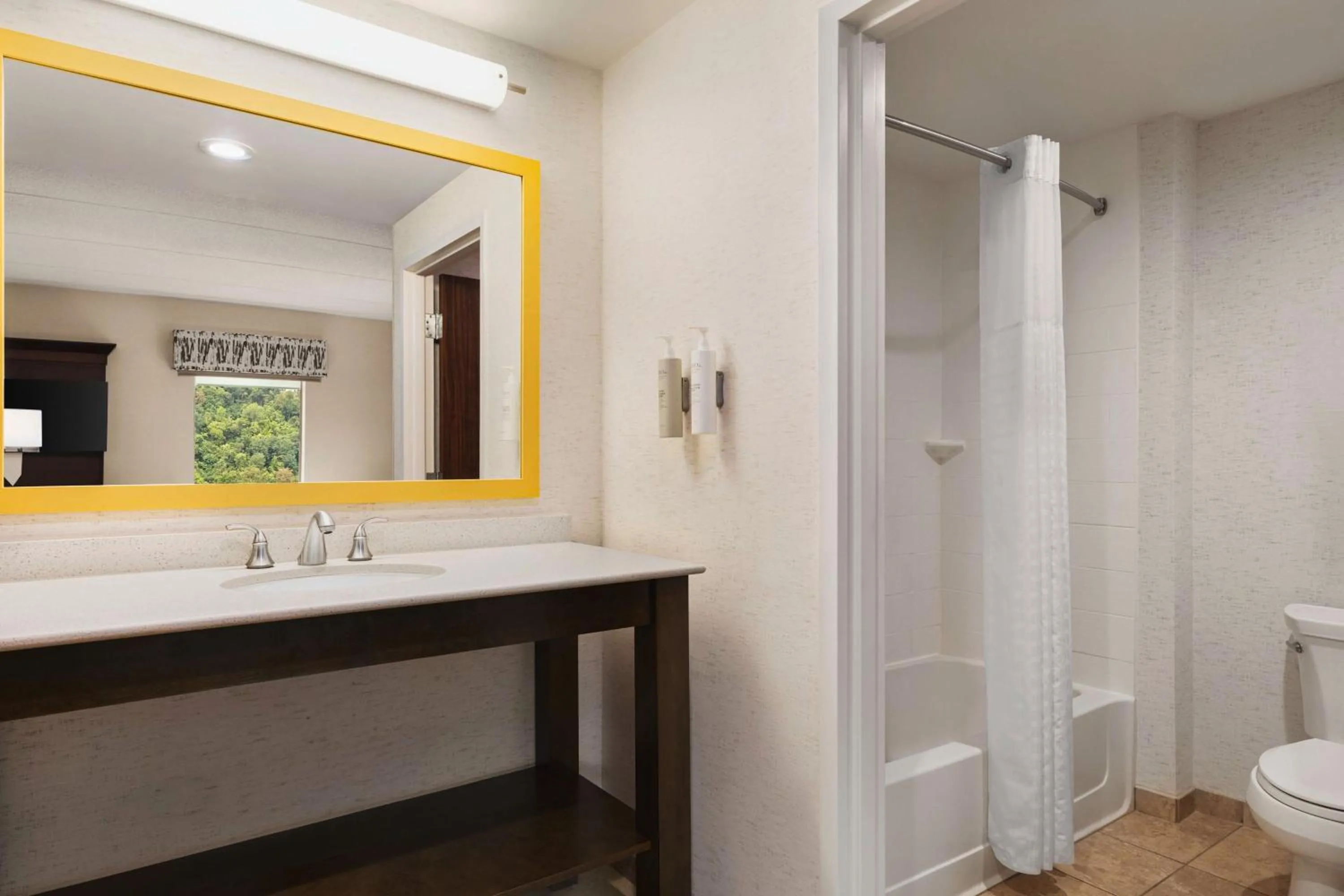 Queen Room with Two Queen Beds - Non-Smoking in Hampton Inn & Suites Pittsburgh Waterfront West Homestead