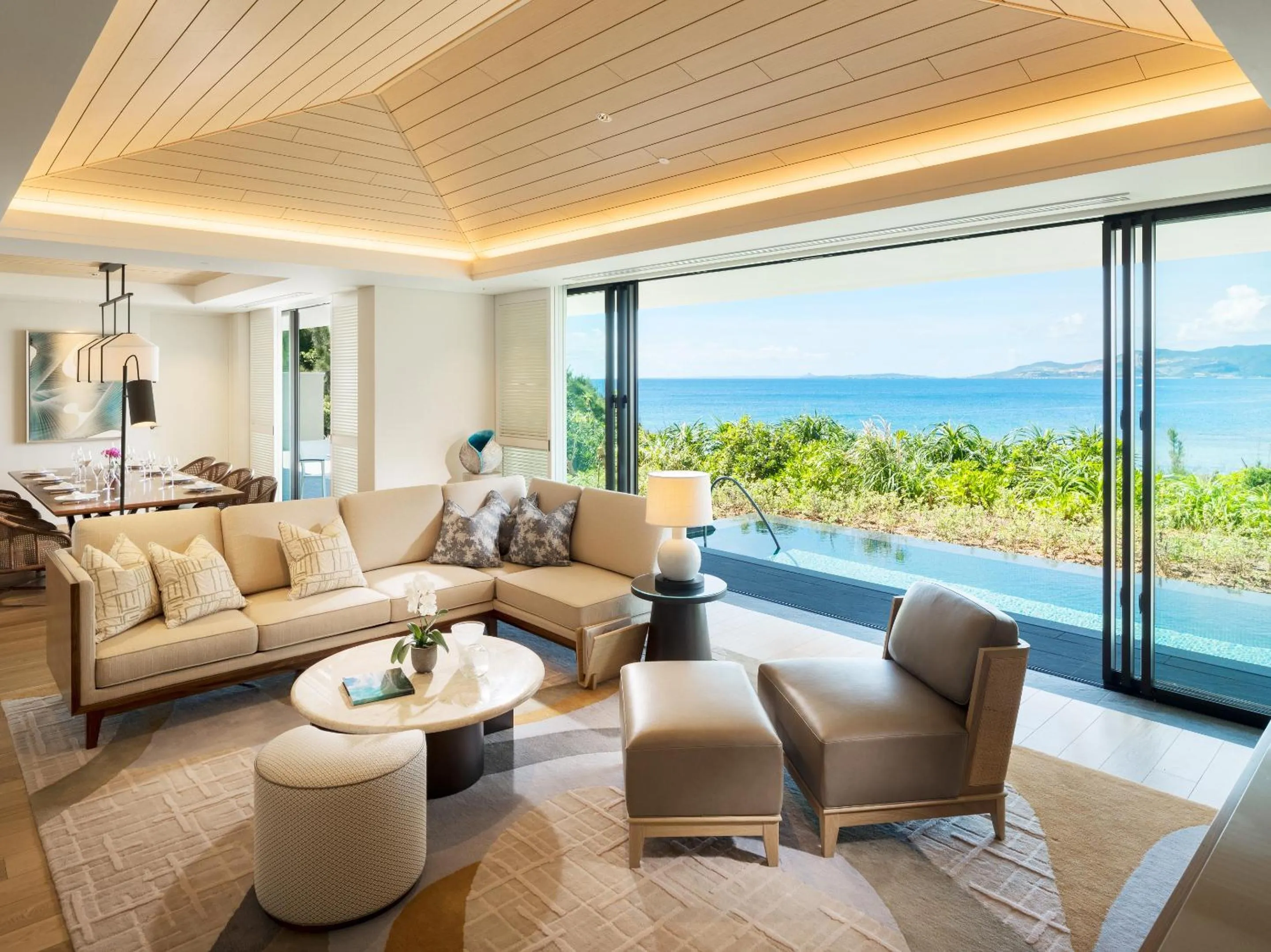 Halekulani Cliff Villa with Private Pool, Natural Hot Spring and Lounge Access - single occupancy in Halekulani Okinawa