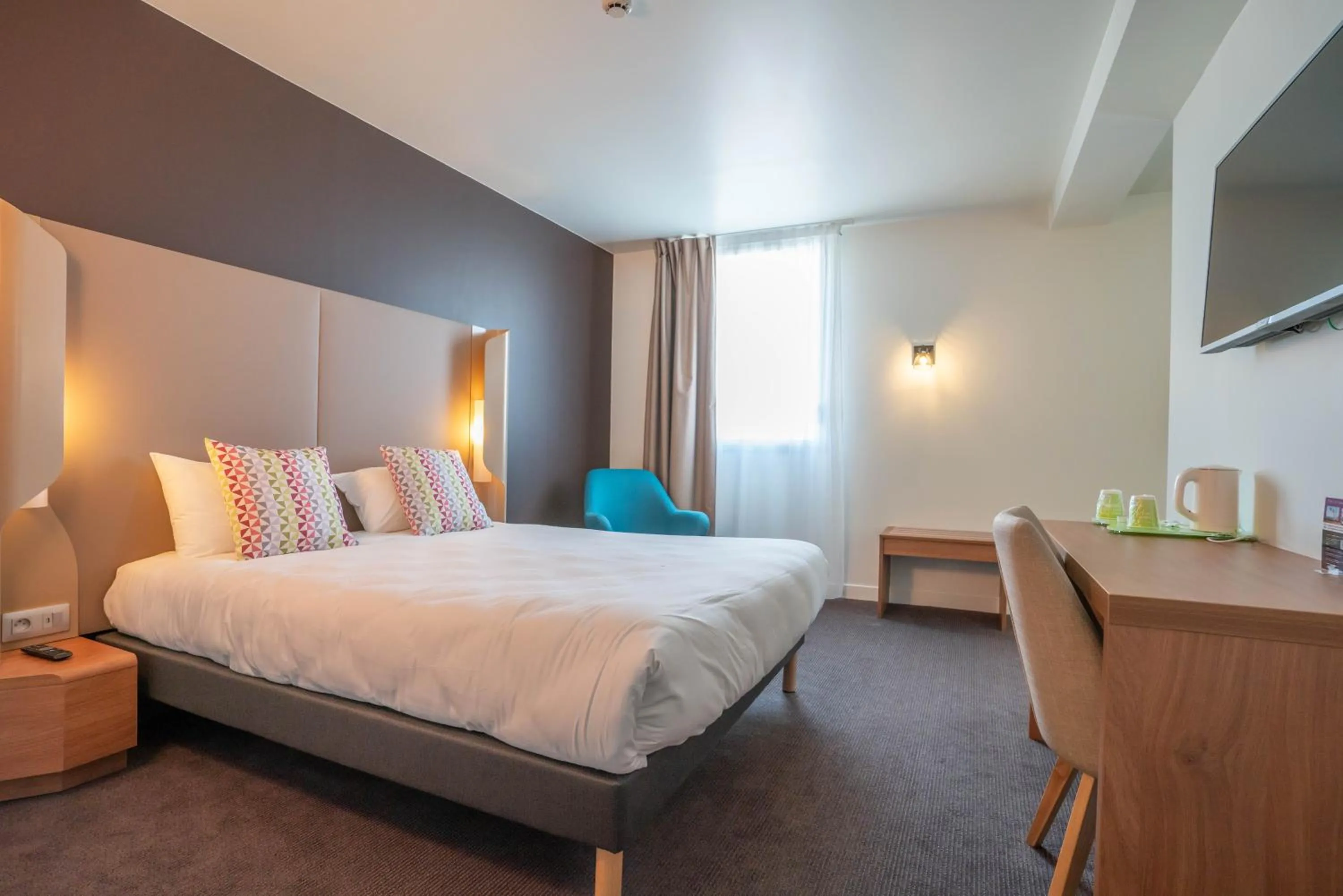 Standard Room - 1 Double Bed 1 Sofa Bed in Campanile Tours Nord