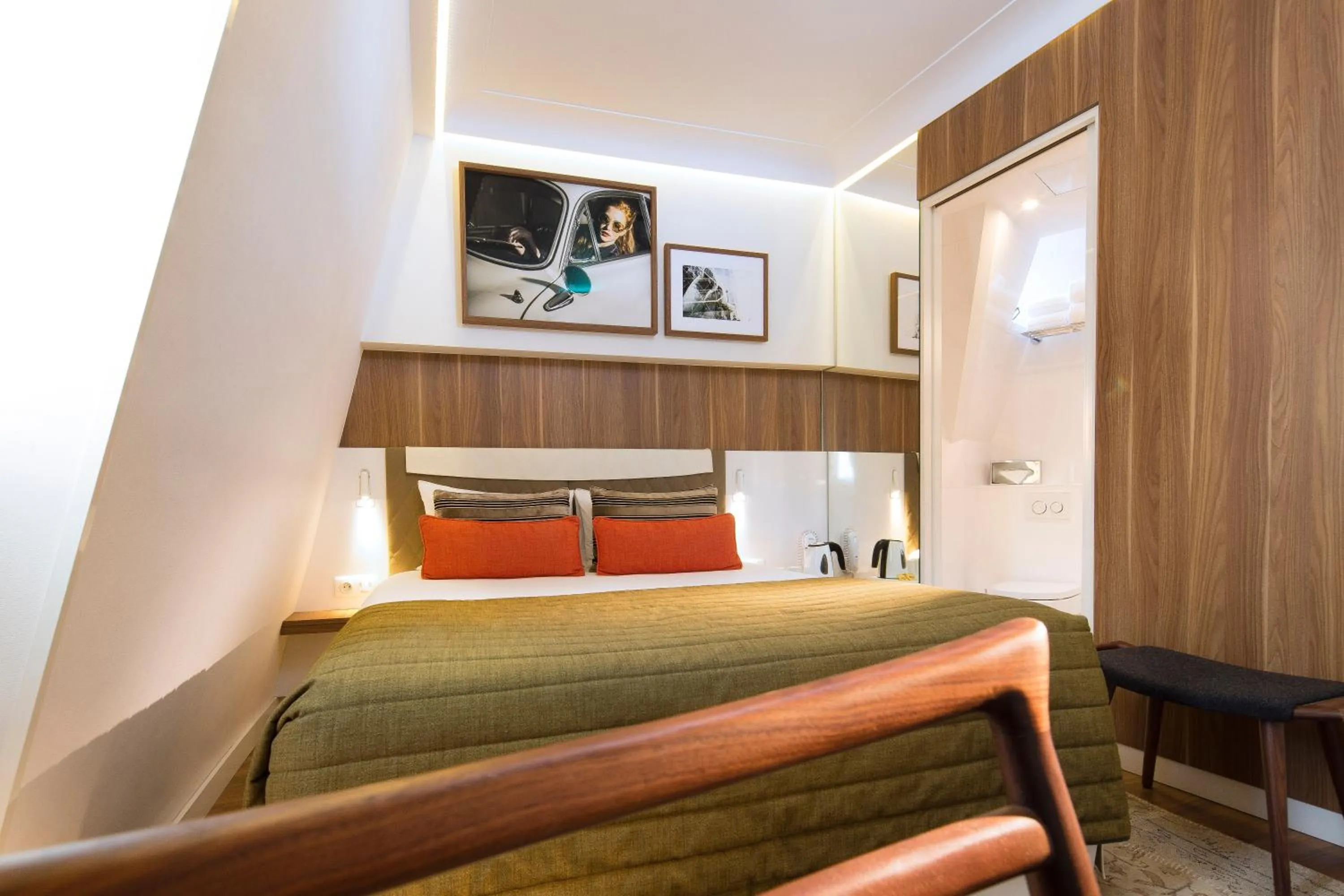 Classic room roofs of Paris in Hôtel Eiffel Turenne