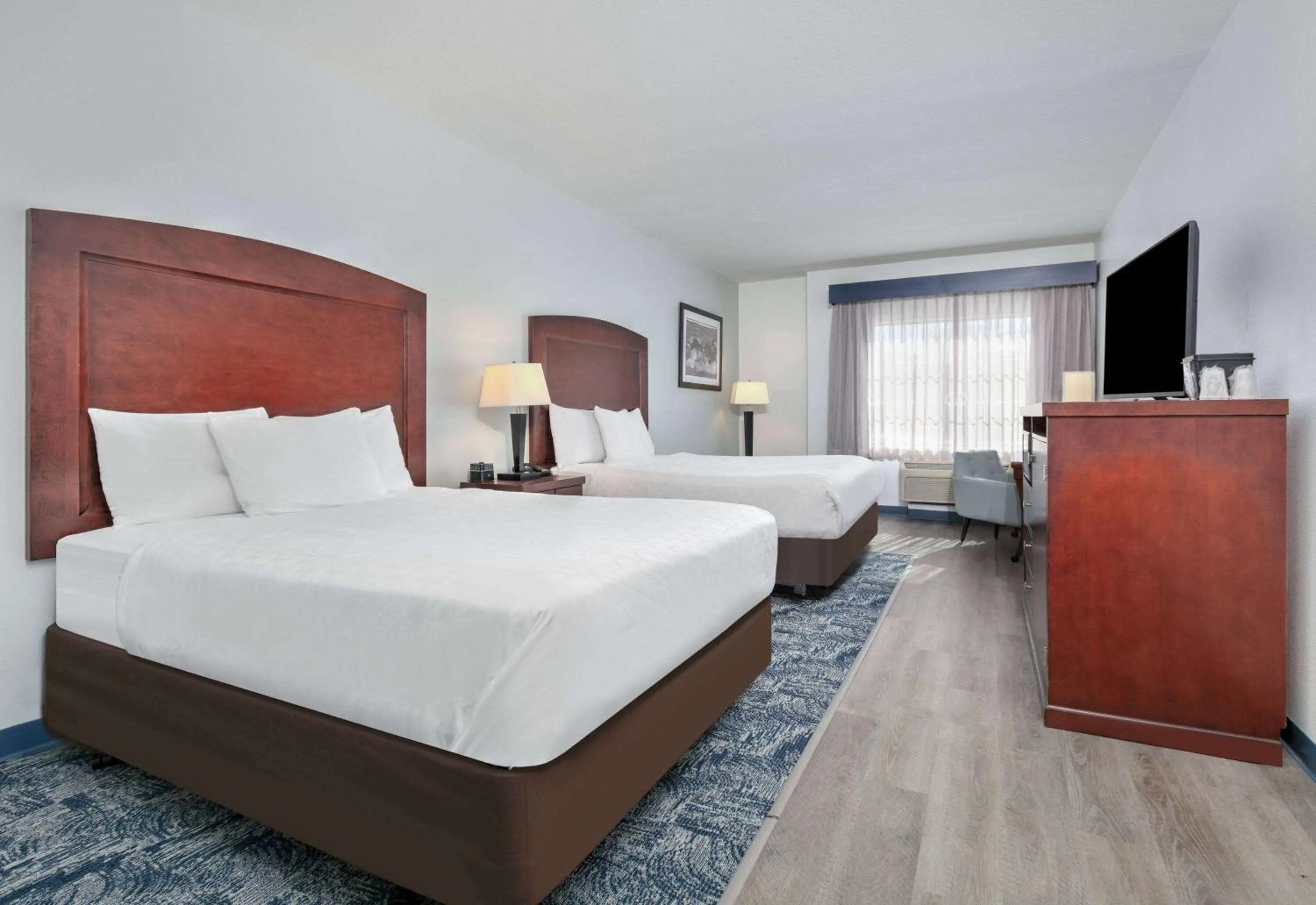 Queen Room with Two Queen Beds and Mobility/Hearing Access - Non-Smoking in La Quinta by Wyndham Fort Worth NE Mall