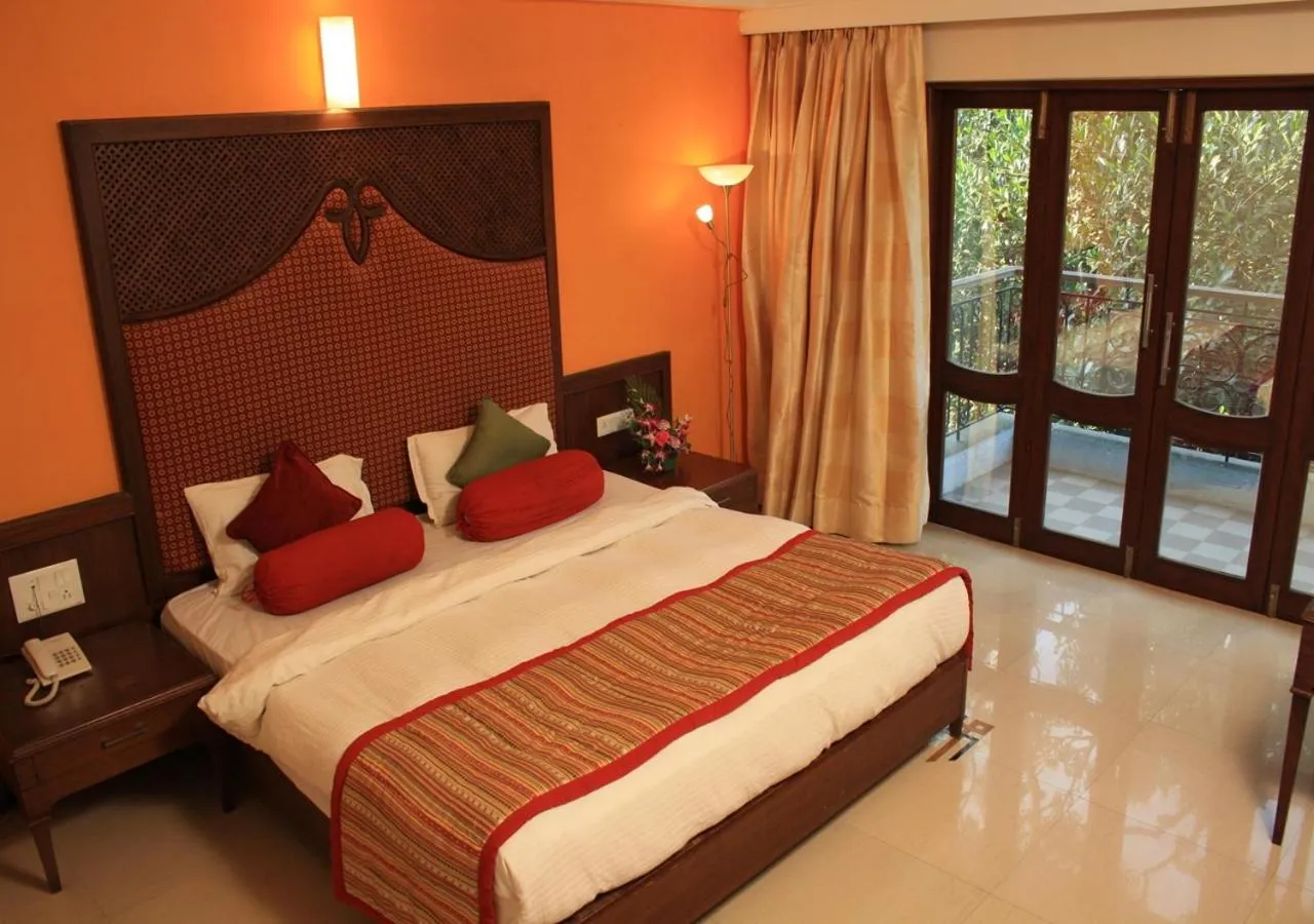 Deluxe Room in Tangerine Boutique Resort