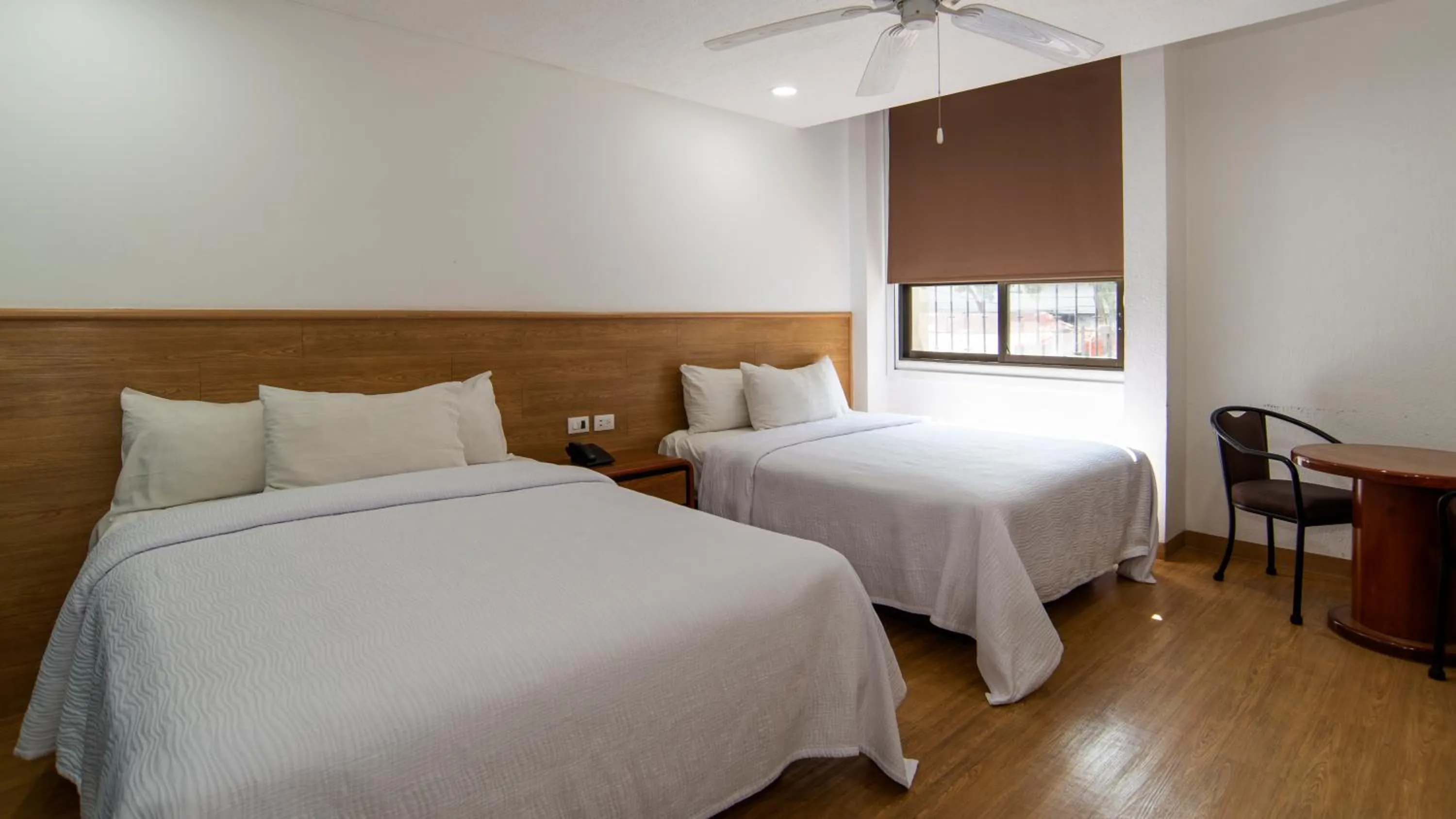 Twin Room in Hotel San Lucas