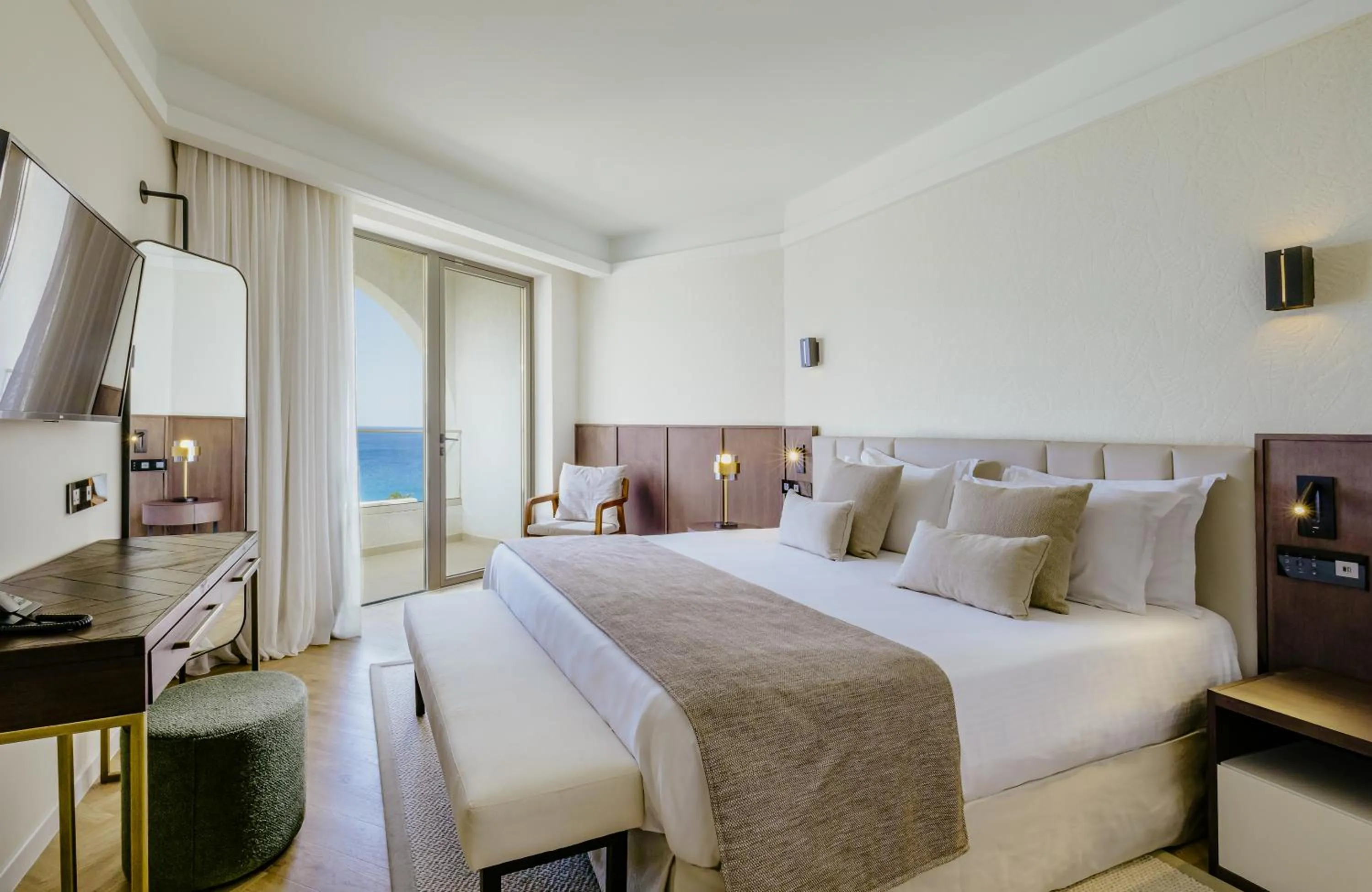 Grand Suite Sea View in Golden Coast Beach Hotel