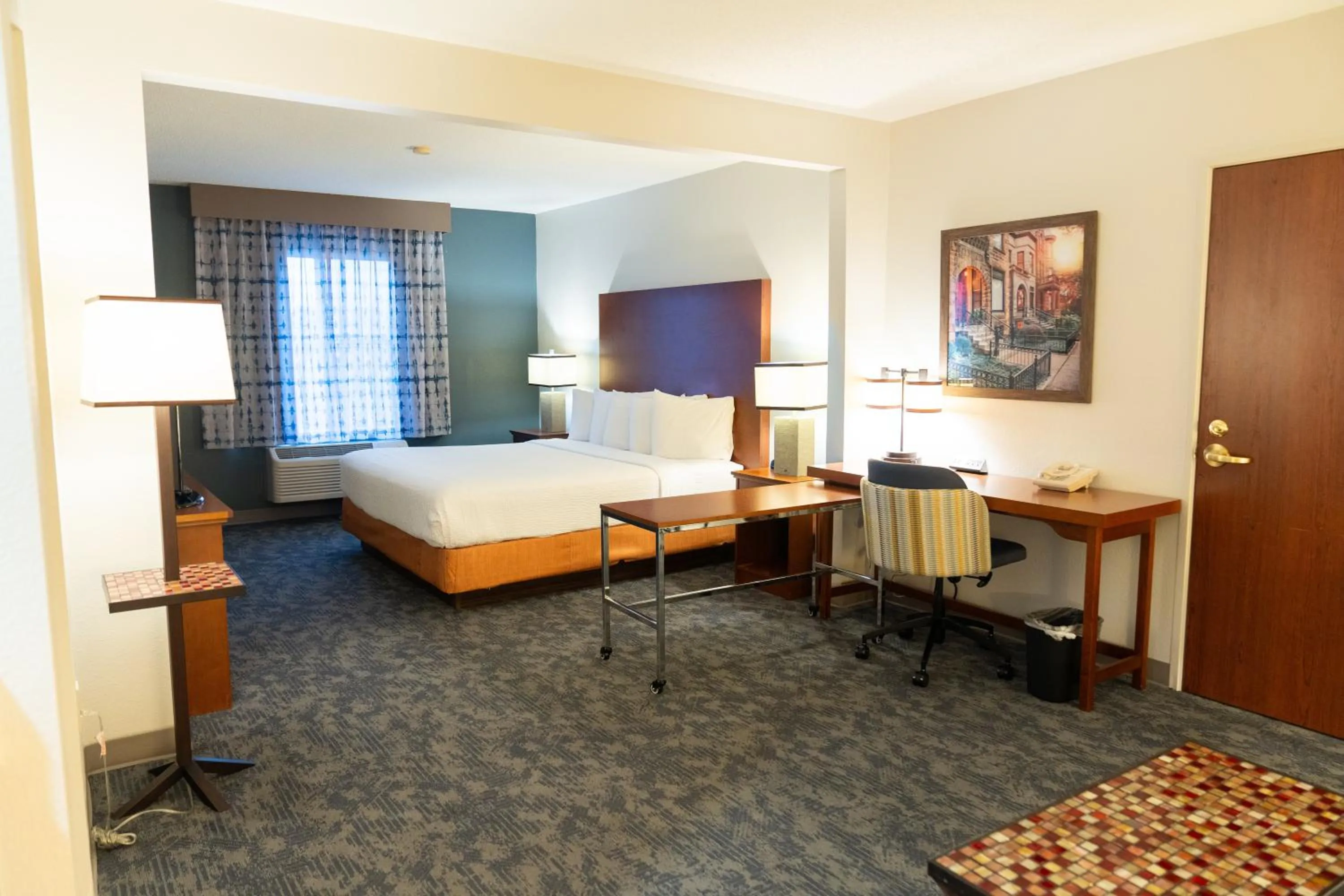 Executive King Suite - Non-Smoking in La Quinta by Wyndham Bannockburn-Deerfield