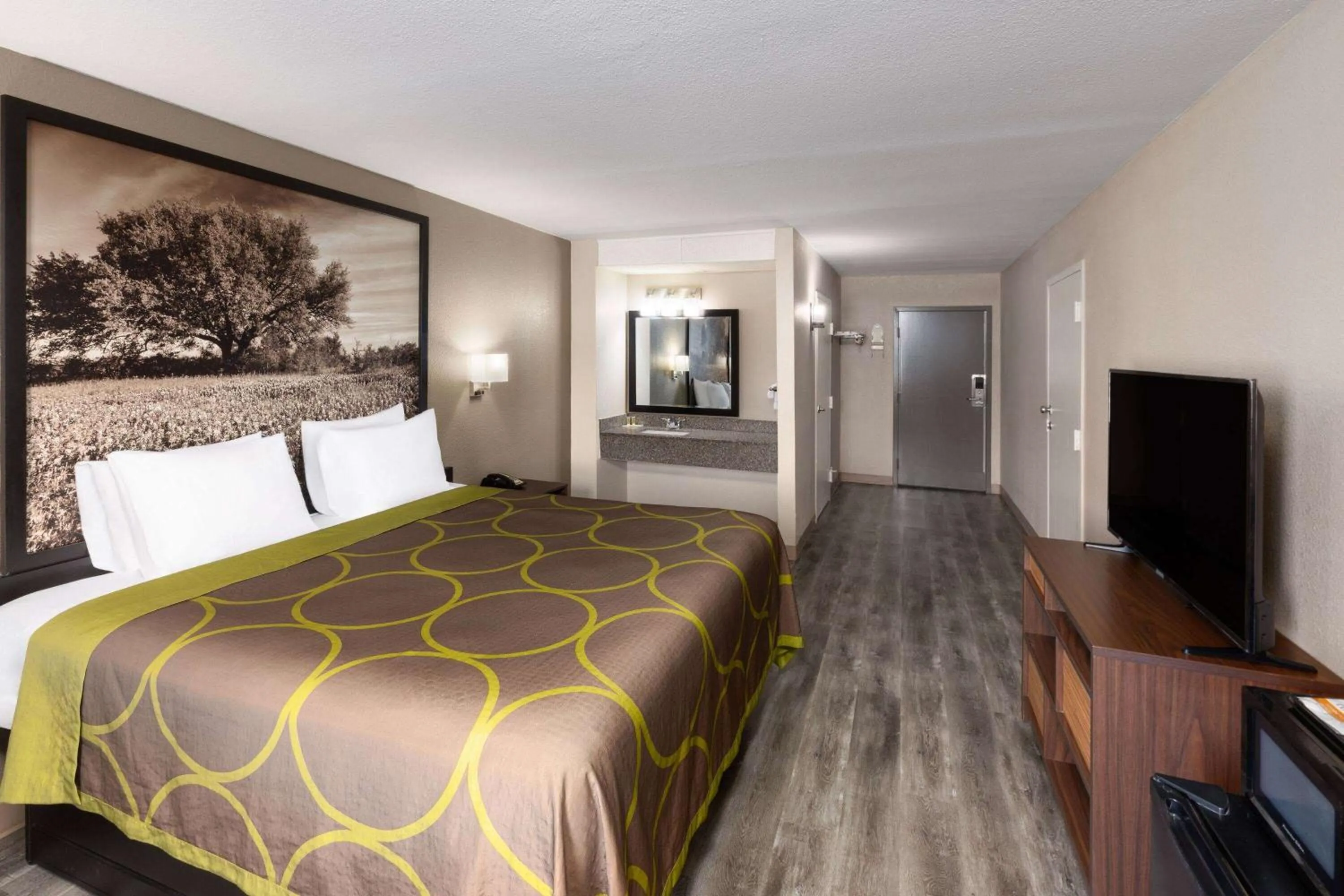 King Room - Non-Smoking in Super 8 by Wyndham Buffalo