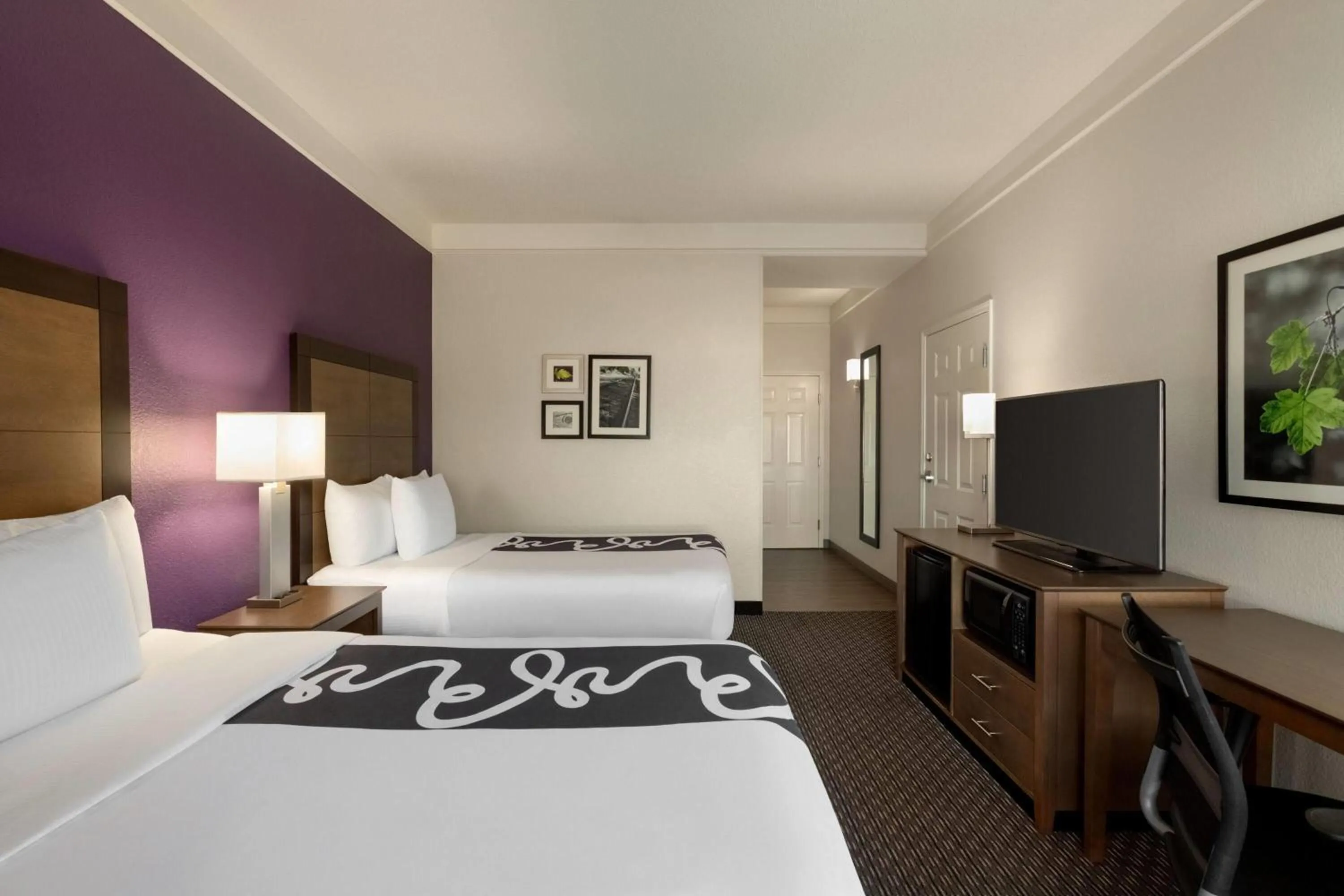 Double Room with Two Double Beds - Mobility/Hearing Accessible - Non-Smoking in La Quinta by Wyndham Arlington North 6 Flags Dr